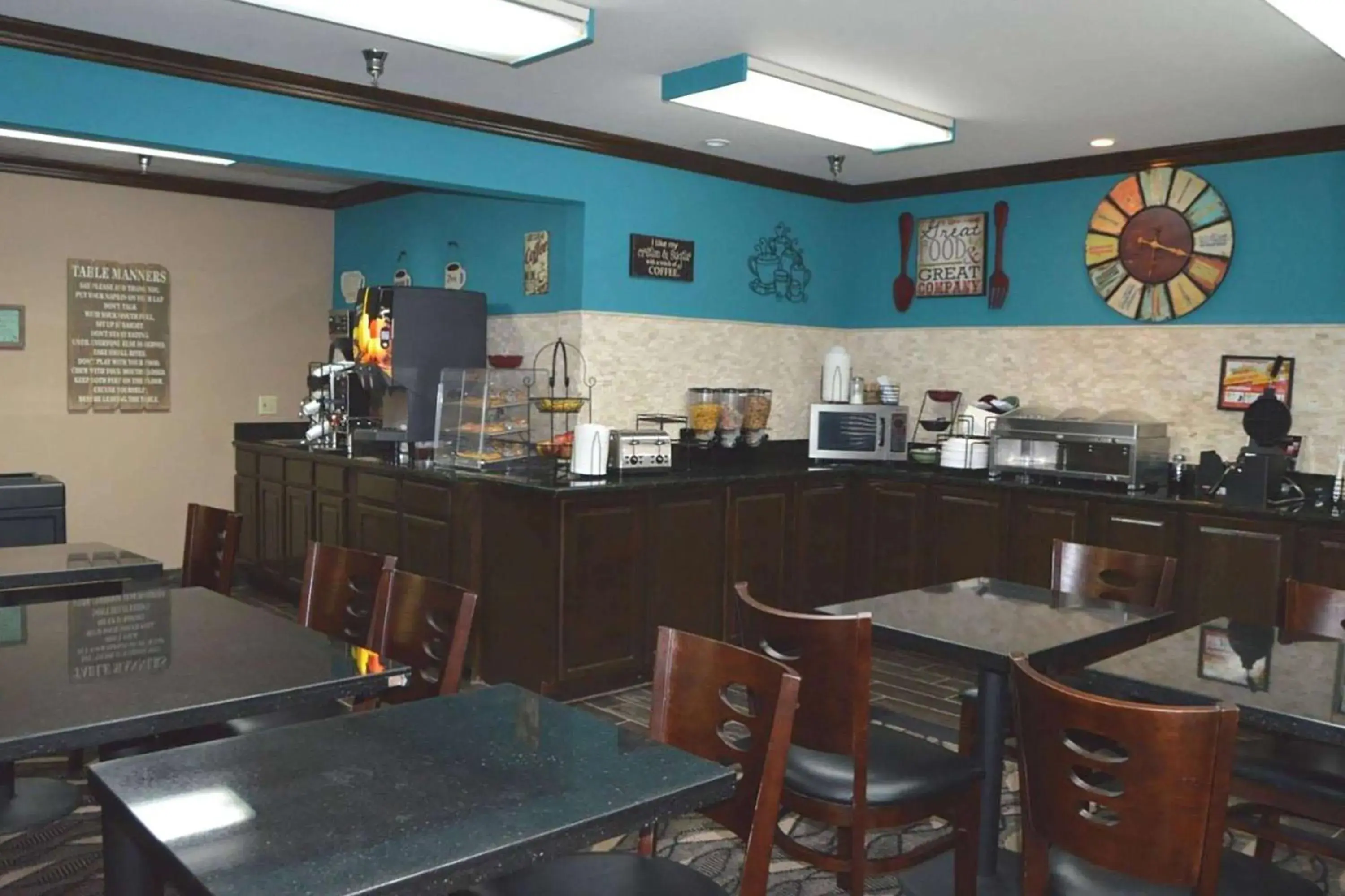 Restaurant/places to eat in Baymont by Wyndham Ardmore I-35 Restaurant/places to eat in Baymont by Wyndham Ardmore I-35