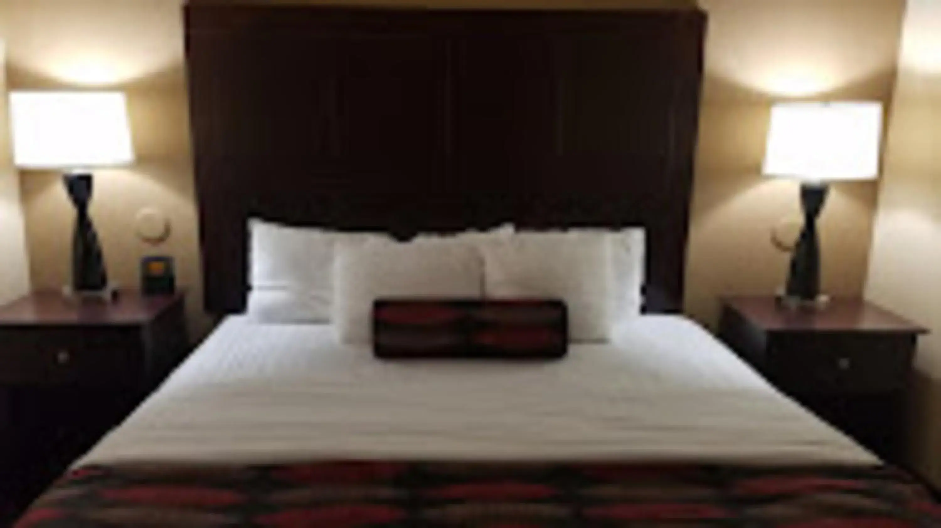 Bed in Baymont by Wyndham Ardmore I-35 Bed in Baymont by Wyndham Ardmore I-35