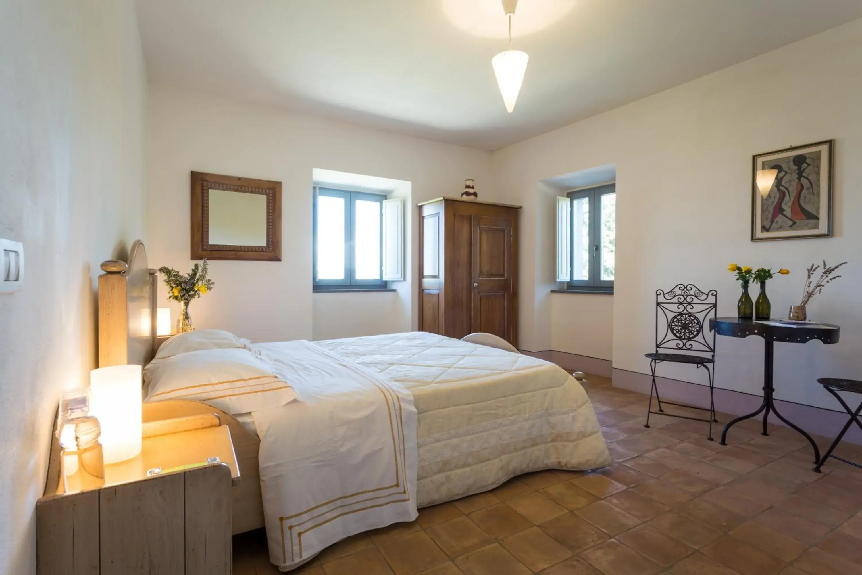 Queen Room with Spa Bath - single occupancy in Podere Orto Wine Country House Queen Room with Spa Bath - single occupancy in Podere Orto Wine Country House
