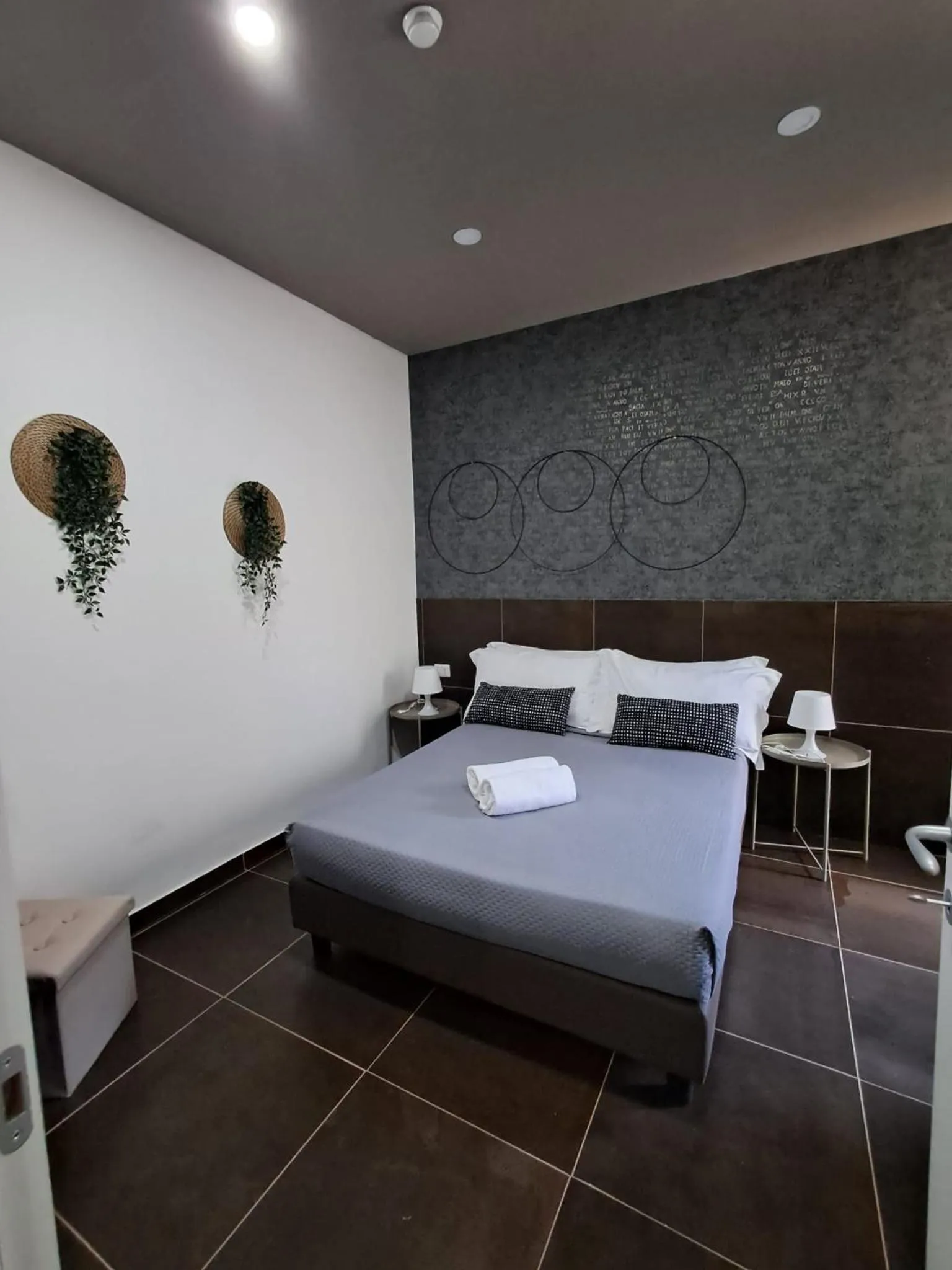 Bed in Hotel apartments Crisvan