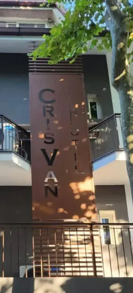 Property building in Hotel apartments Crisvan Property building in Hotel apartments Crisvan