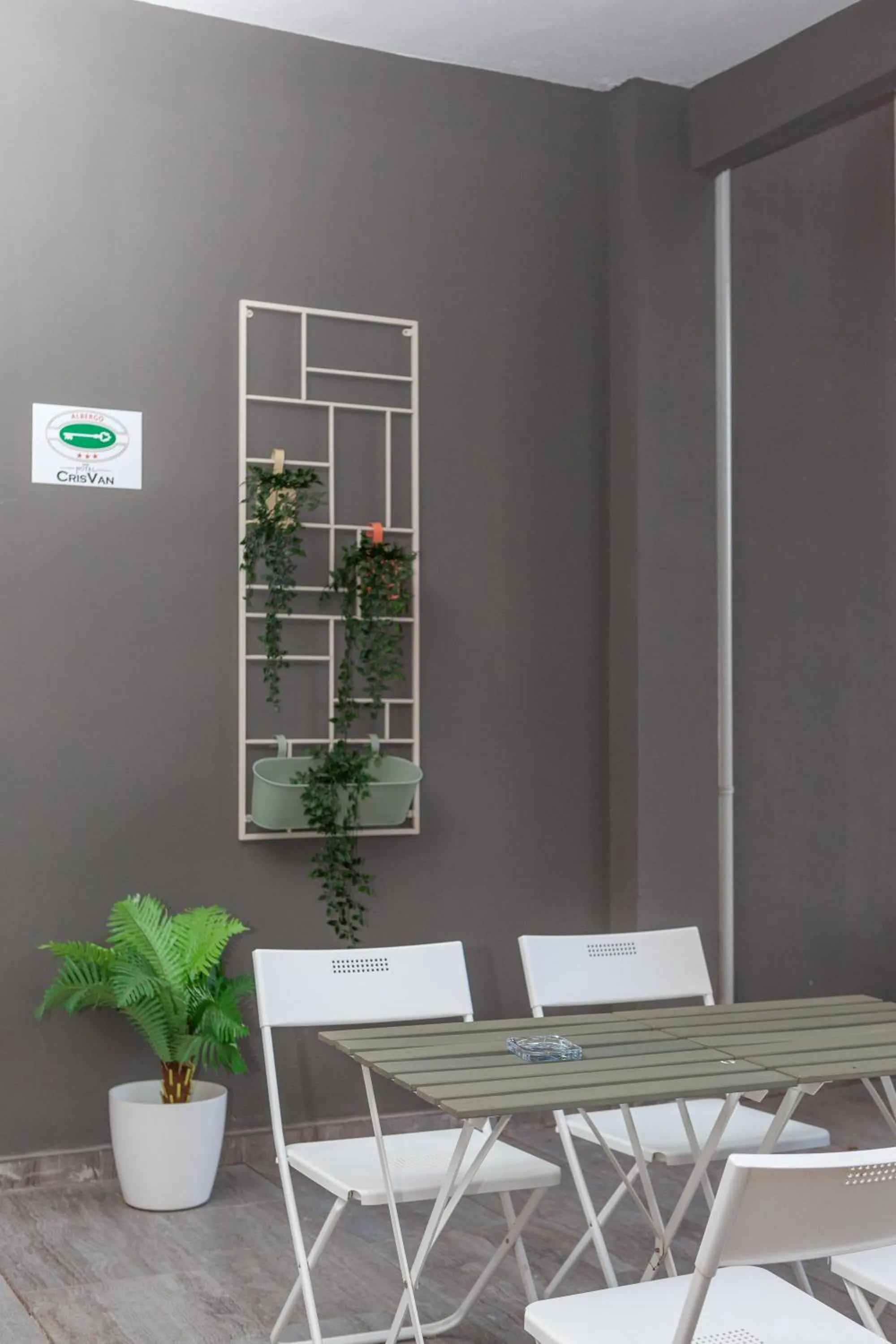 Hotel apartments Crisvan