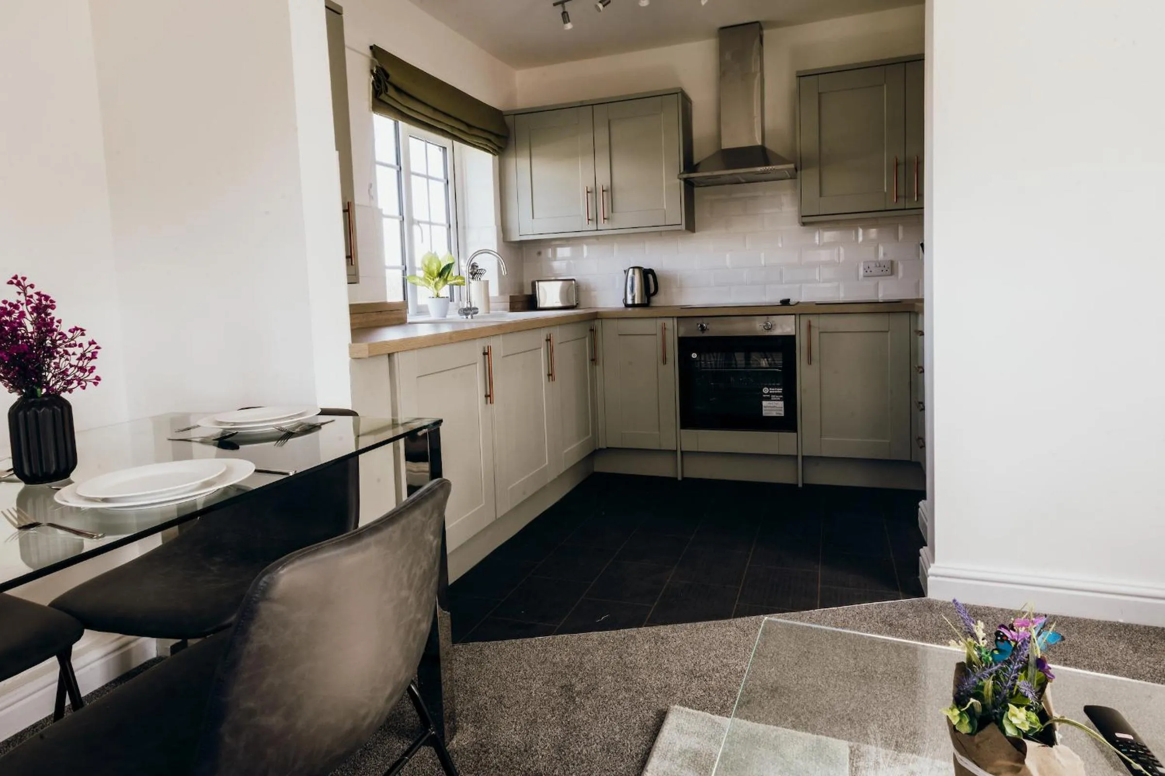 Kitchen or kitchenette in Hideaway by Liv Retreats