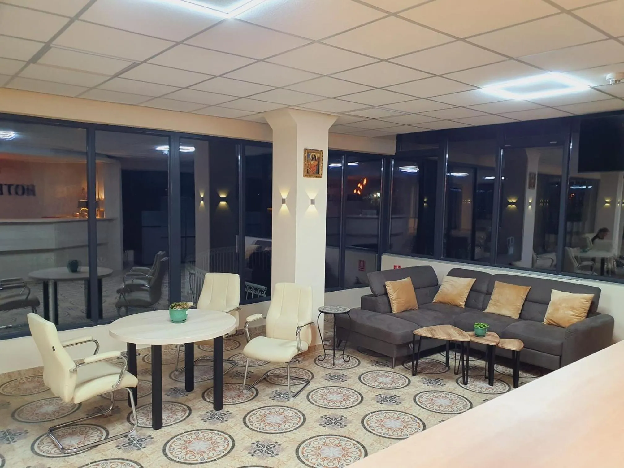 Seating area in Hotel Ancora