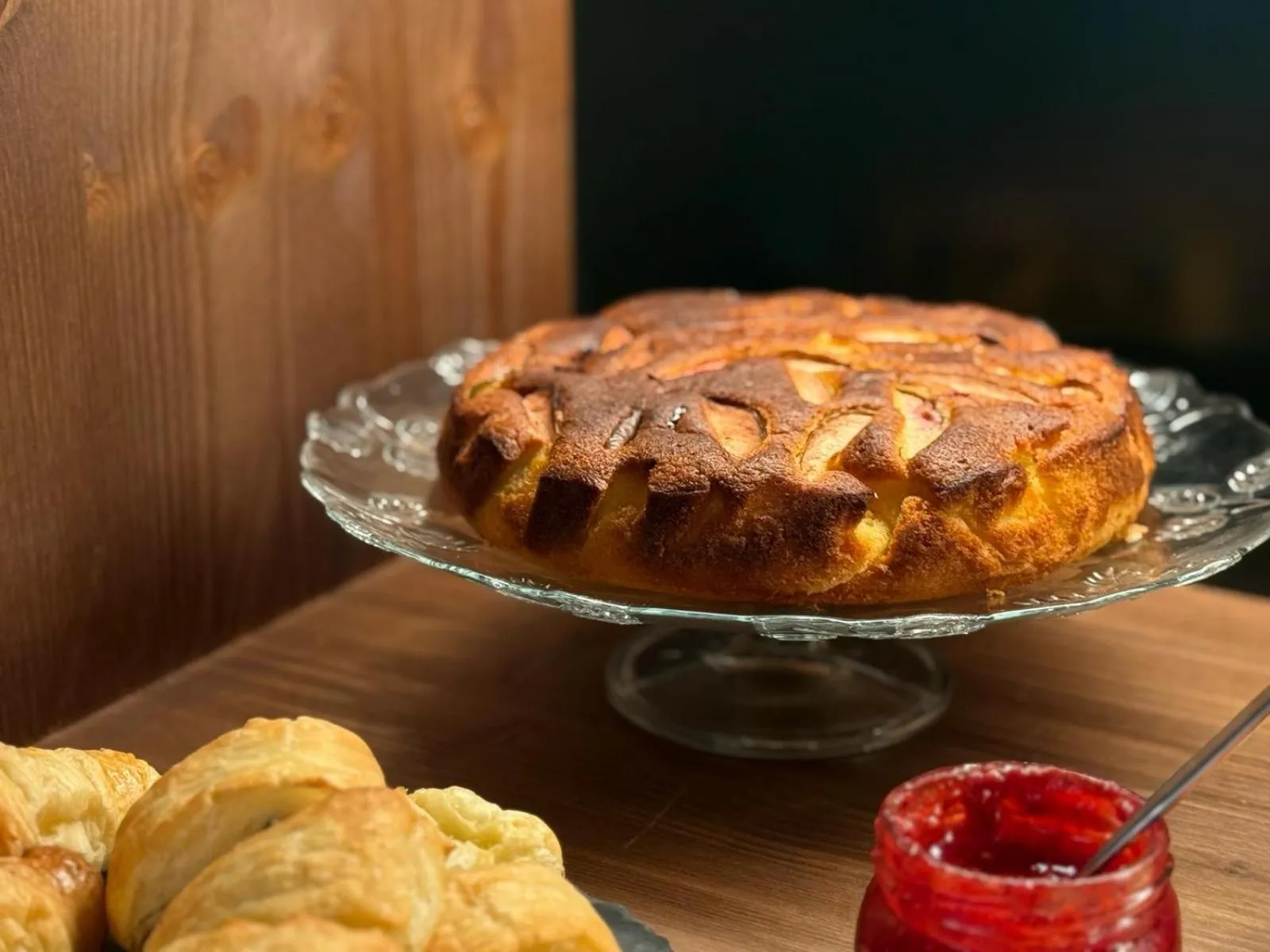 Buffet breakfast in Quinta da Amendoeira - Évora - The Farmhouse