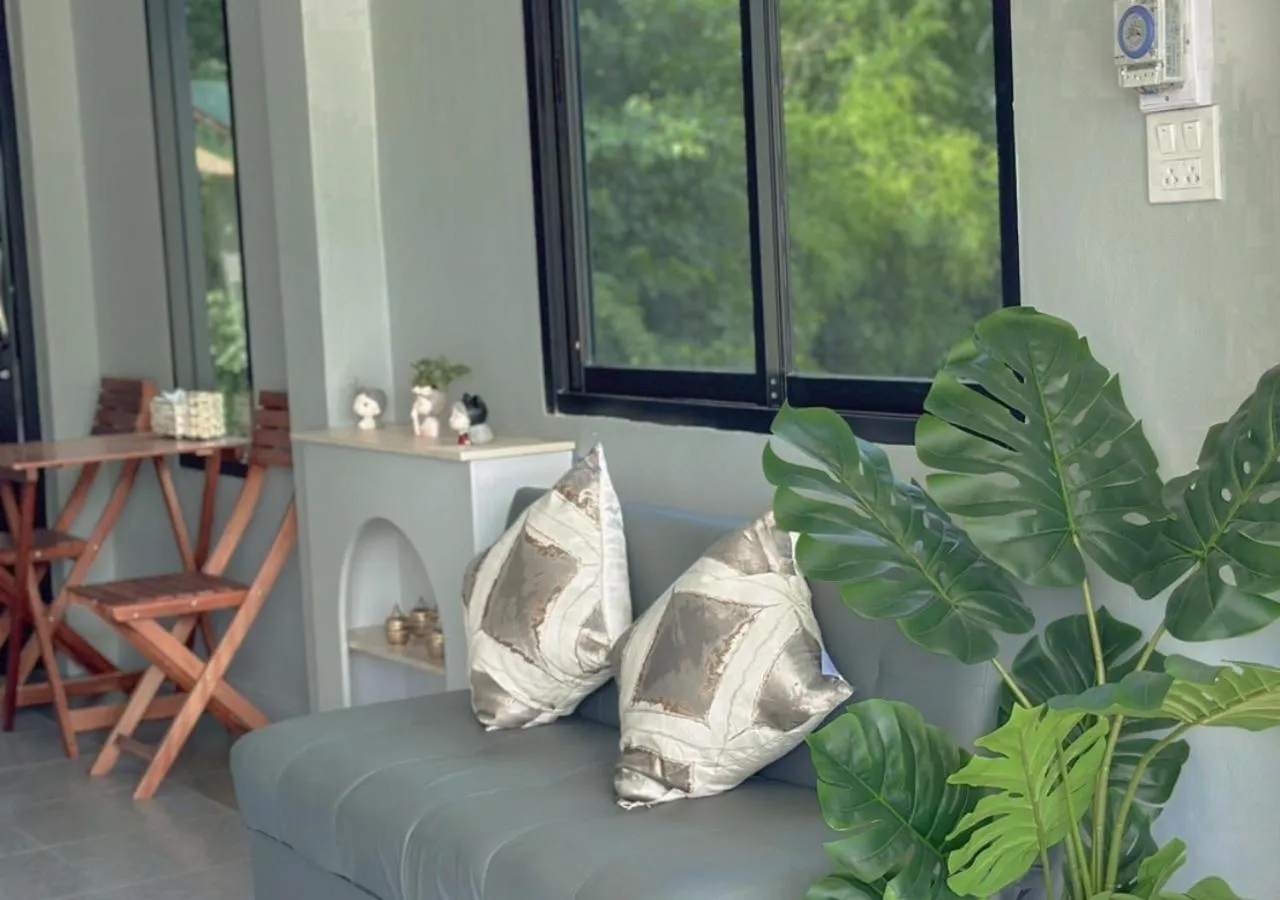 Garden in โรงแรมดีดีธาราอิน - DD tara inn