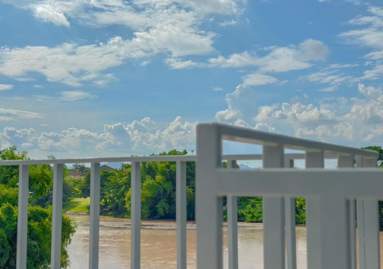 Day in โรงแรมดีดีธาราอิน - DD tara inn