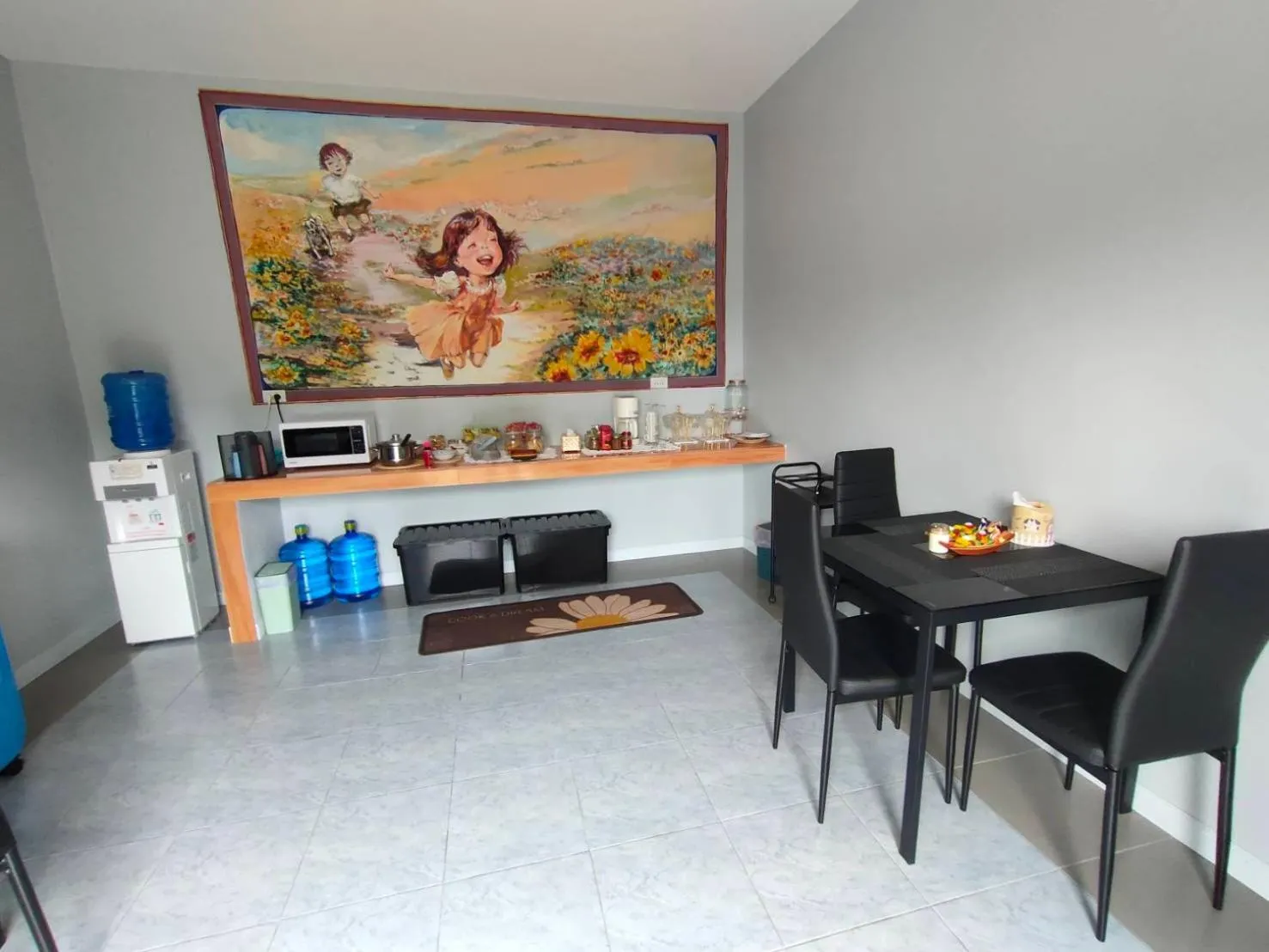 Kitchen or kitchenette in โรงแรมดีดีธาราอิน - DD tara inn