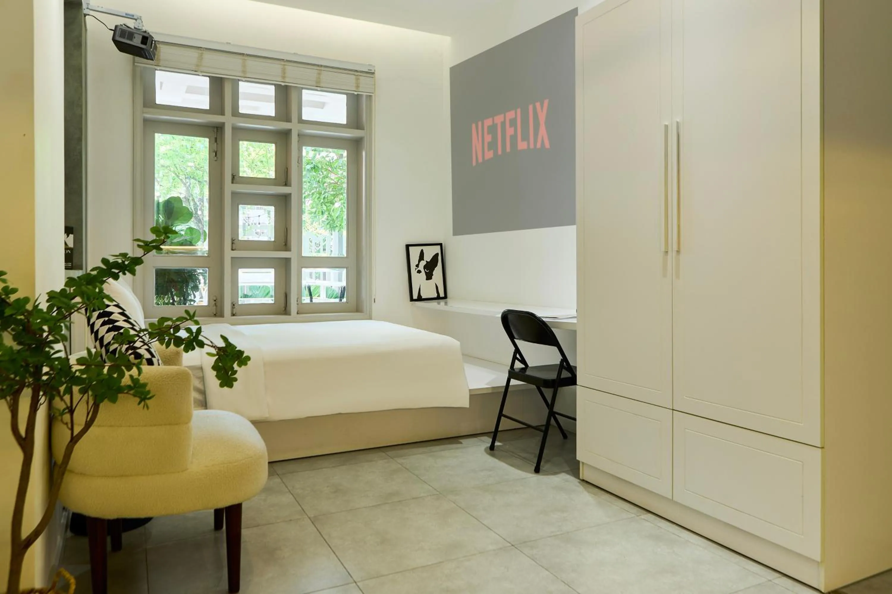 Bed in Kin Wander Tân Quy