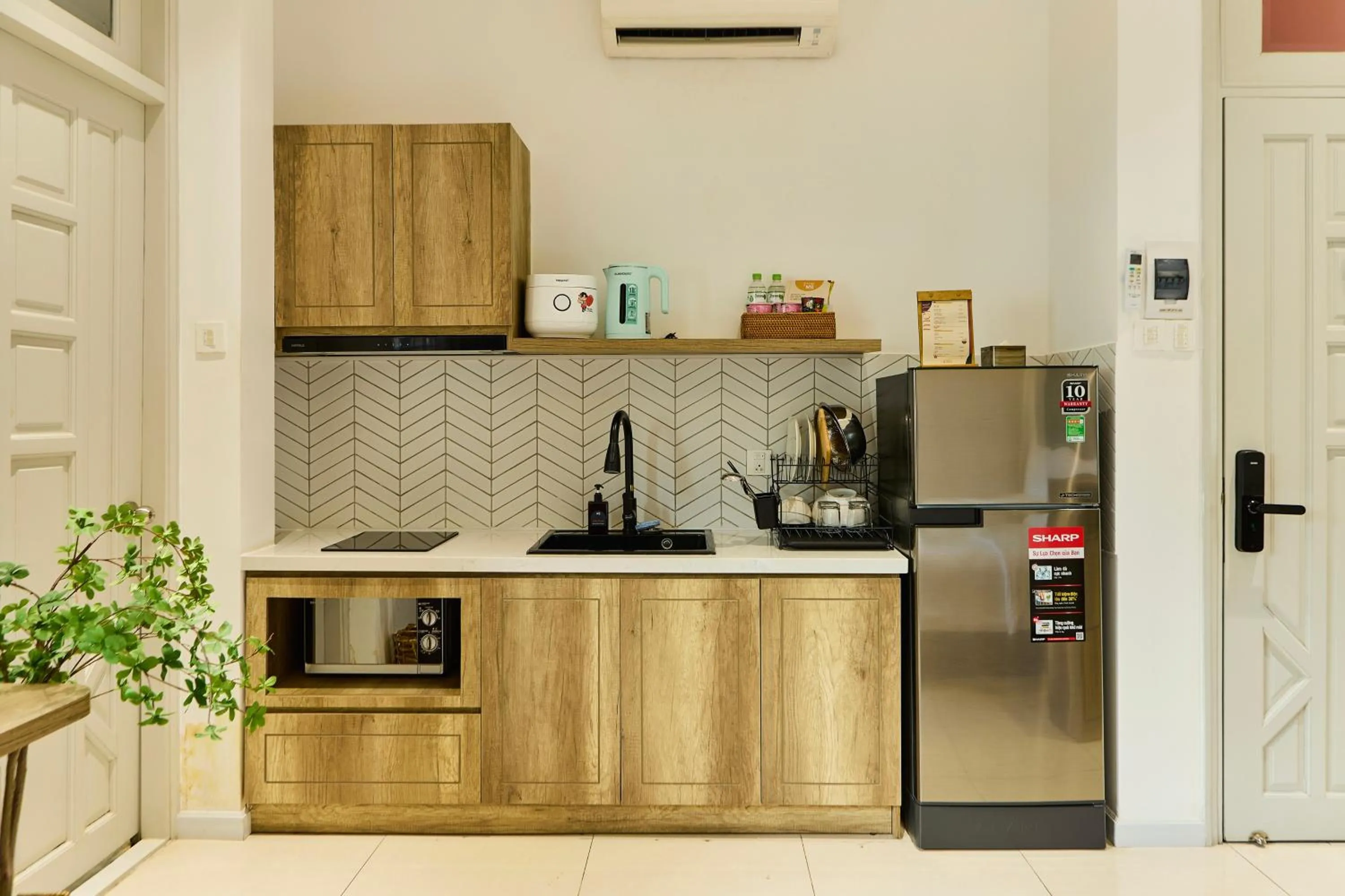 Kitchen or kitchenette in Kin Wander Tân Quy