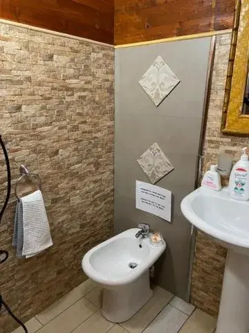 Double Room with Private Bathroom in La Bianca Scogliera Double Room with Private Bathroom in La Bianca Scogliera