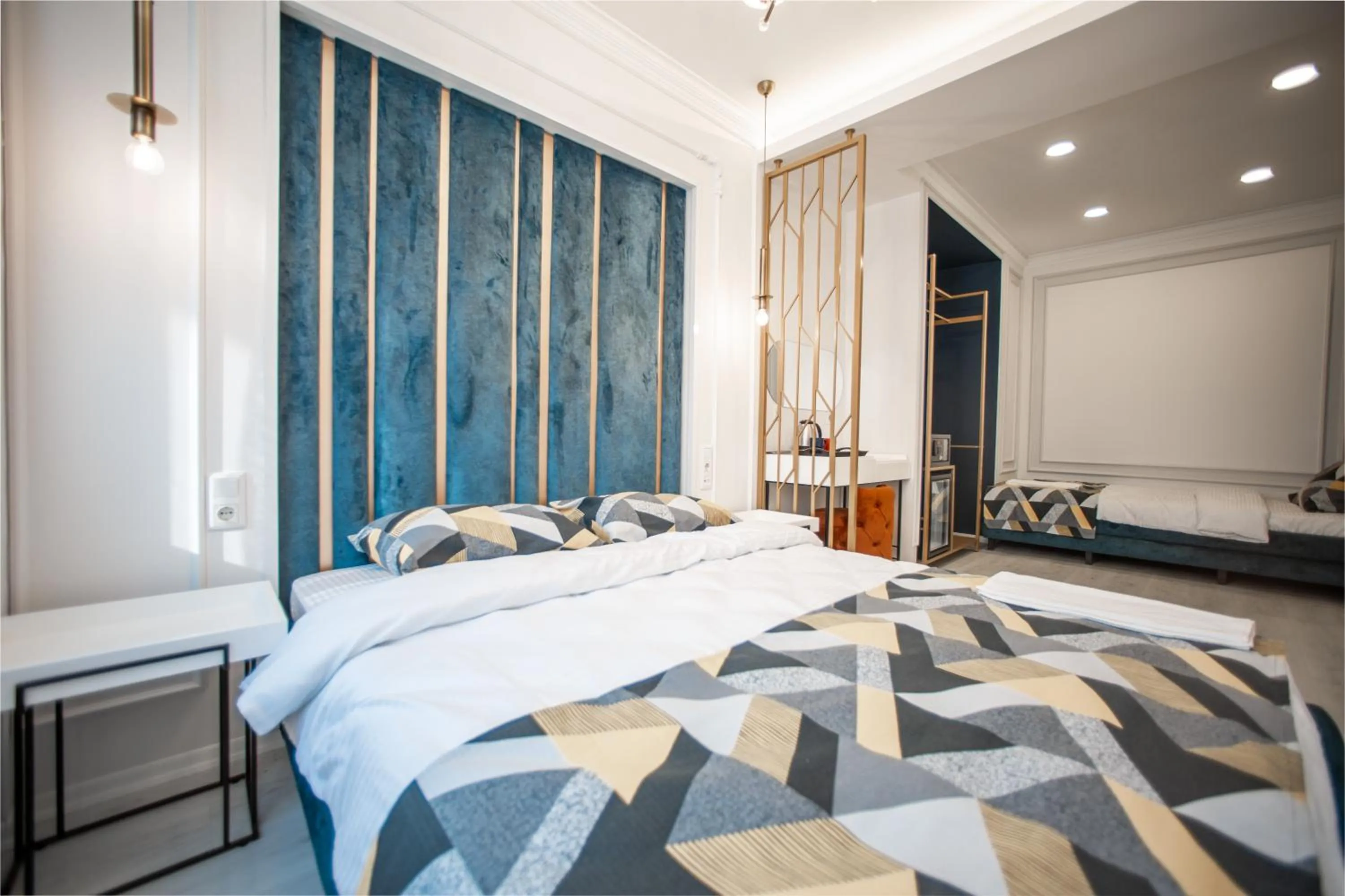 Photo of the whole room, Bed in Megalos Galata Hotel