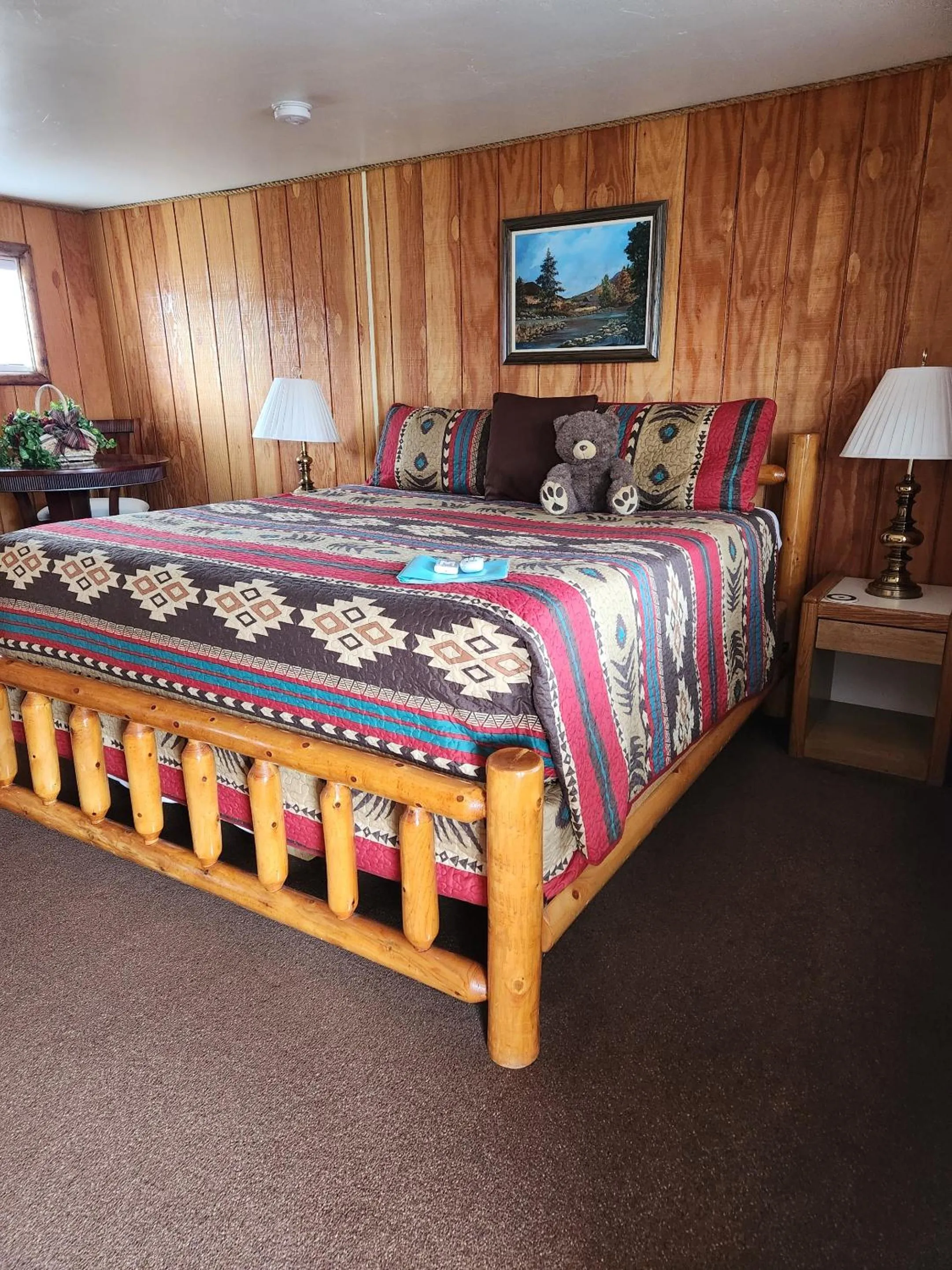 Bedroom, Bed in Cowboy Country Inn