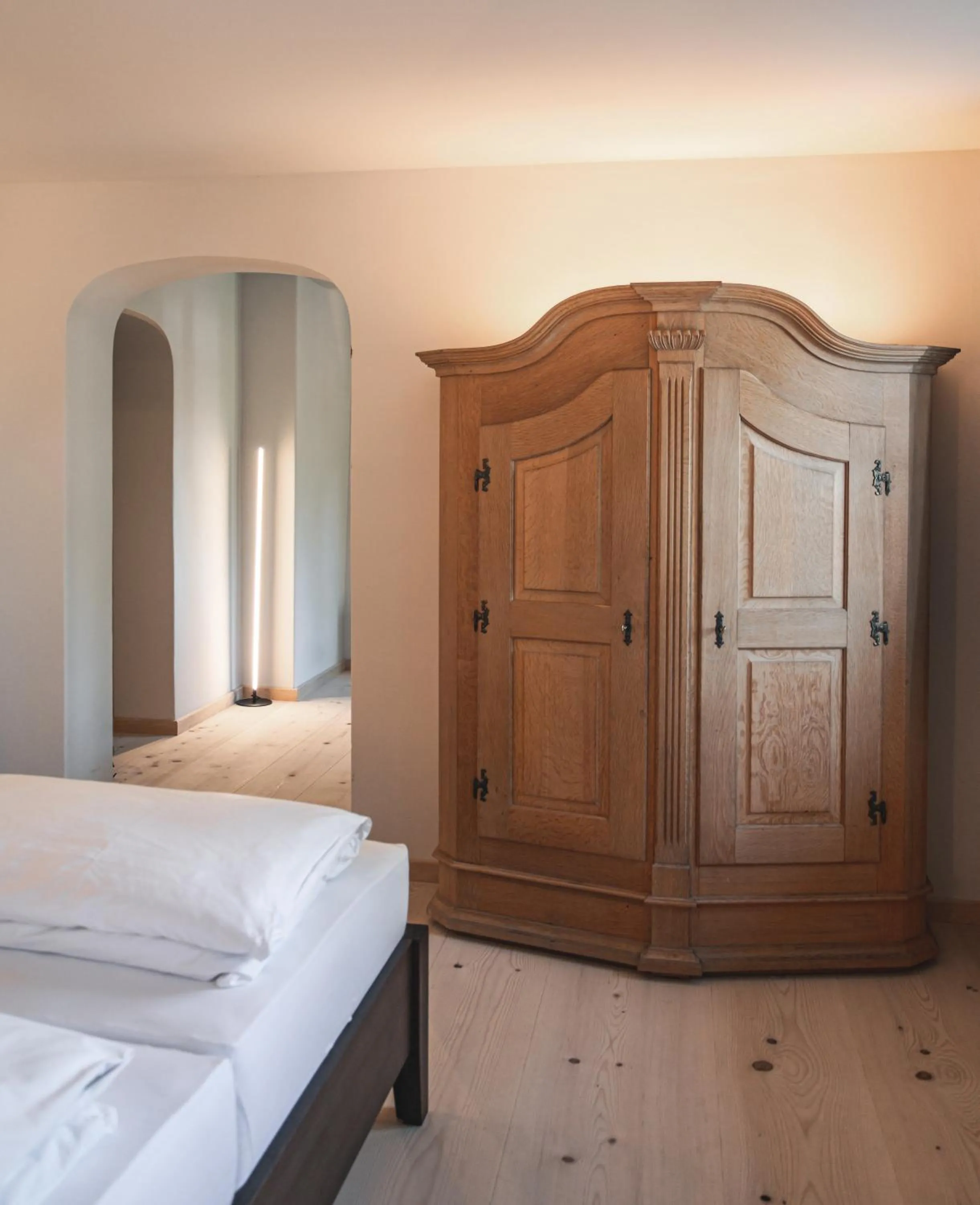 Photo of the whole room, Bed in Suiten Zantl