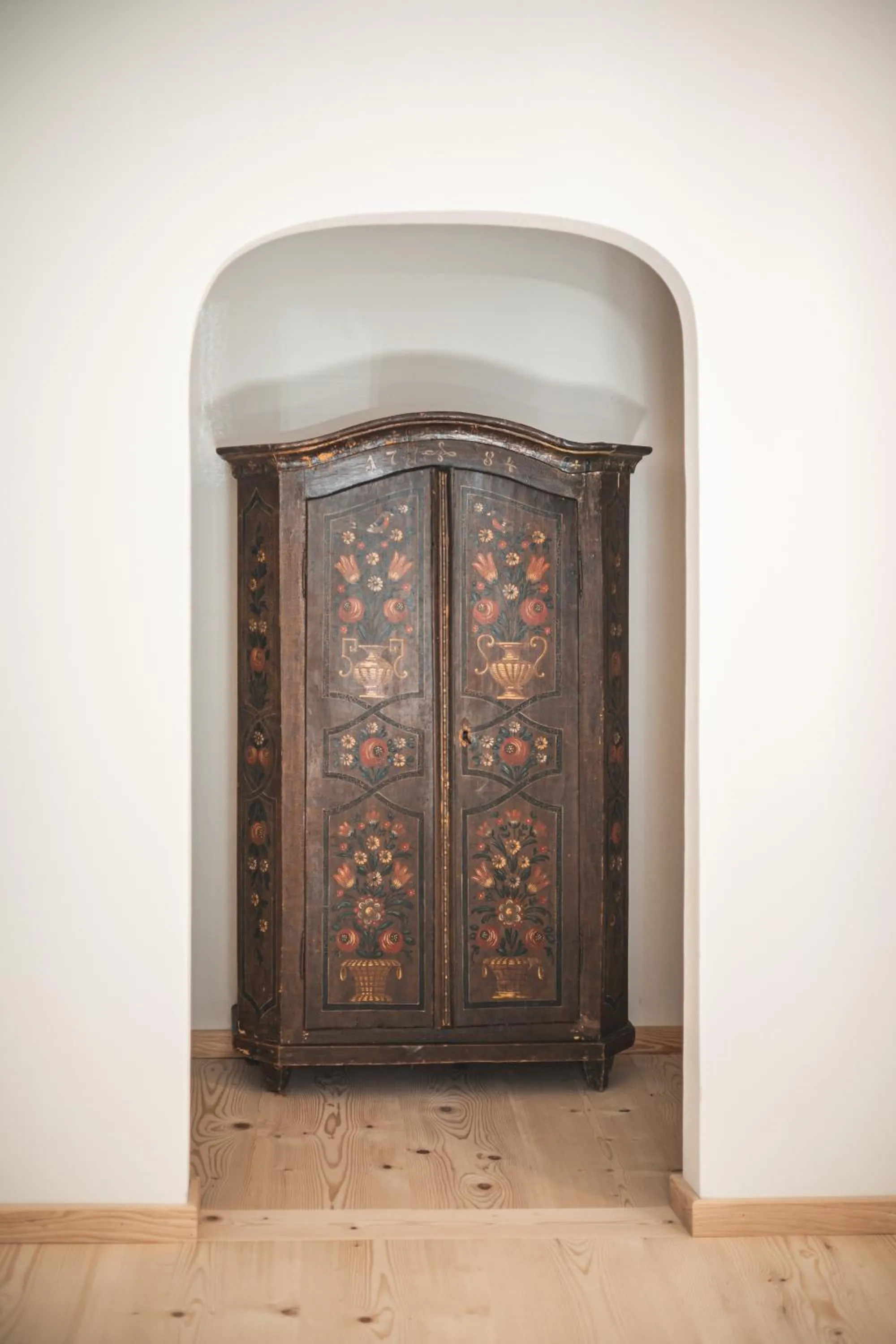 Decorative detail in Suiten Zantl