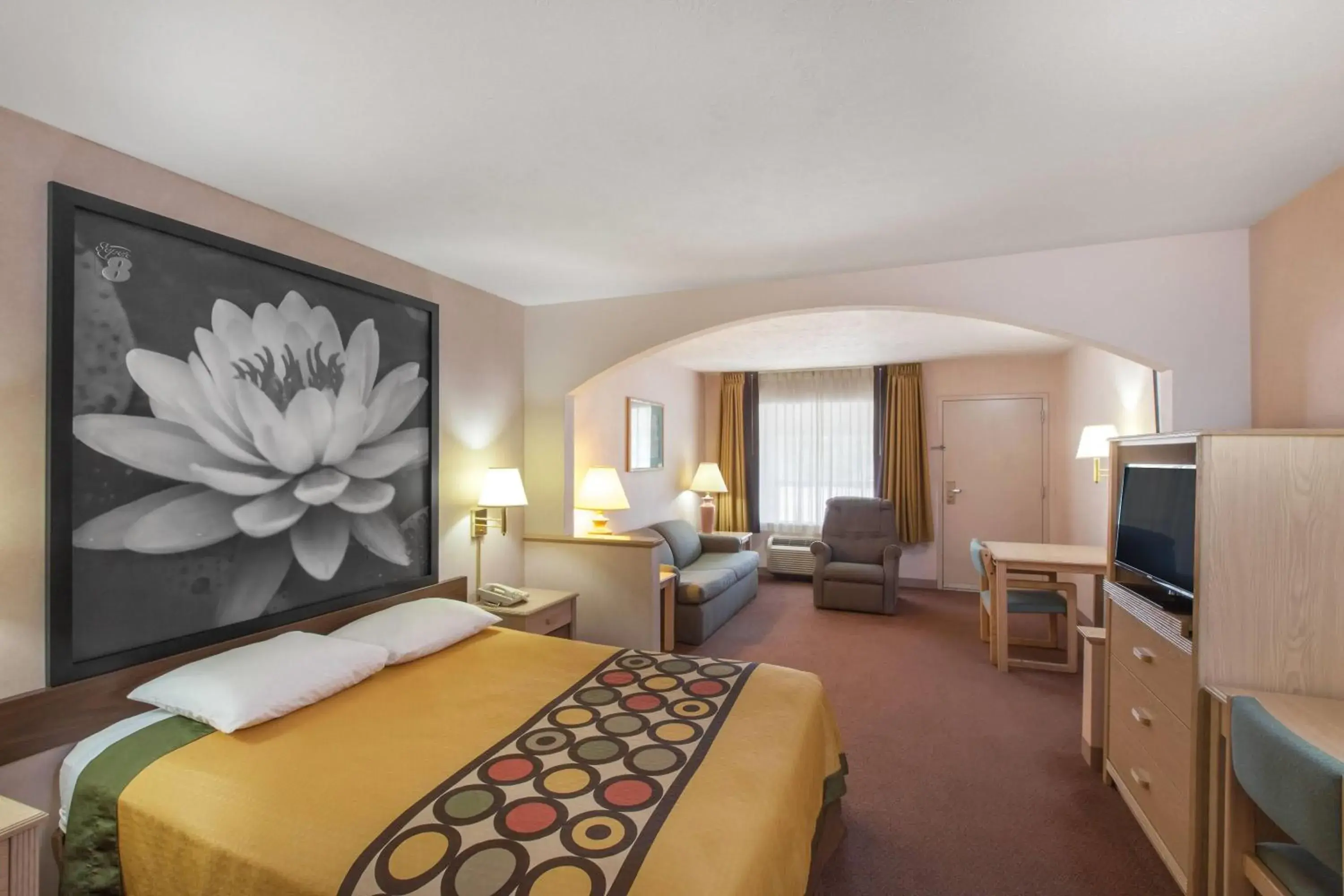 Photo of the whole room, Bed in Super 8 by Wyndham Jasper TX Photo of the whole room, Bed in Super 8 by Wyndham Jasper TX