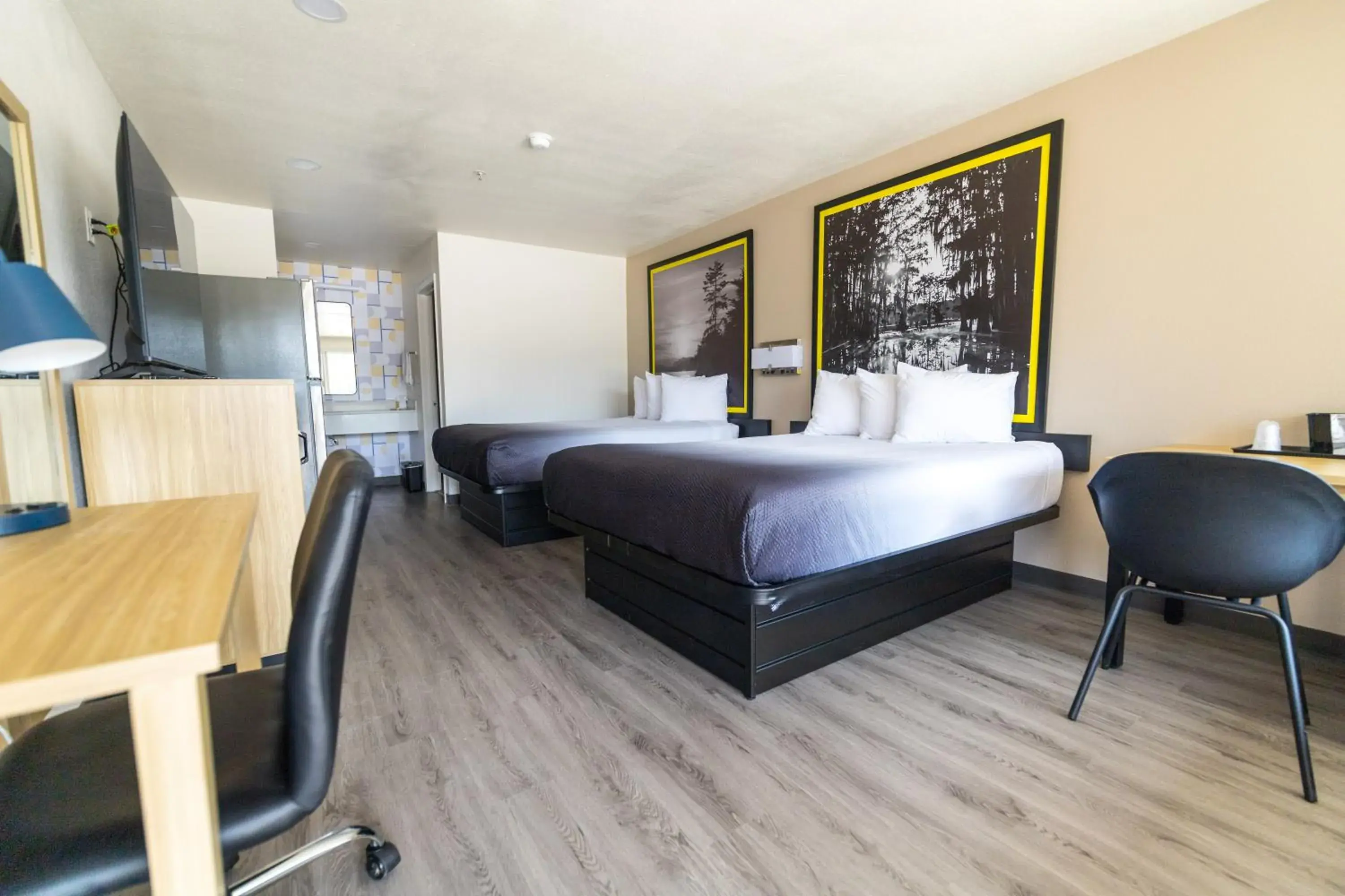 Bed in Super 8 by Wyndham Jasper TX Bed in Super 8 by Wyndham Jasper TX