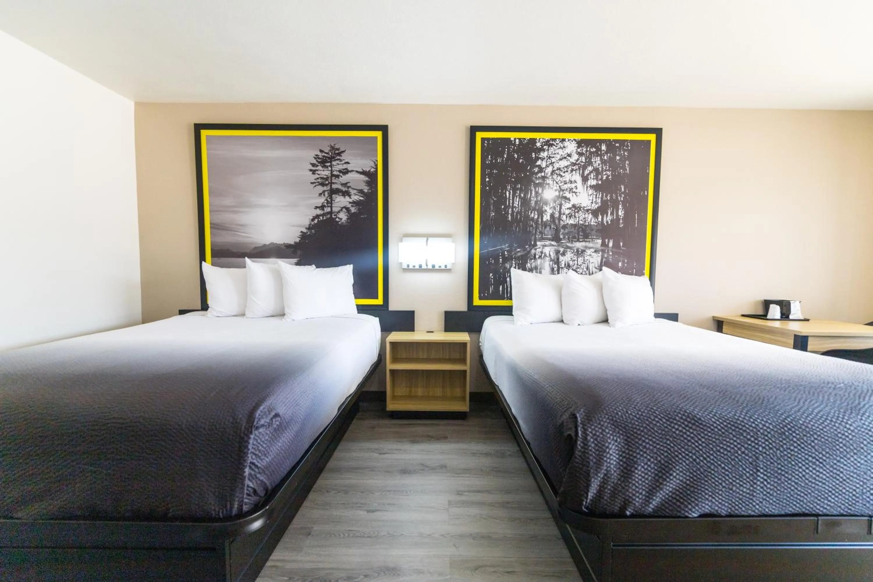 Bed in Super 8 by Wyndham Jasper TX