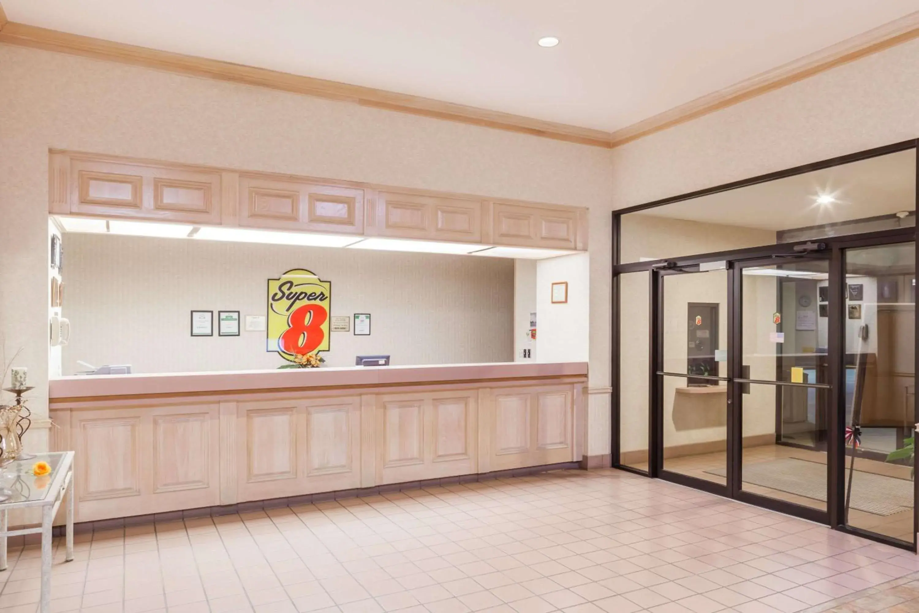 Lobby or reception in Super 8 by Wyndham Jasper TX Lobby or reception in Super 8 by Wyndham Jasper TX