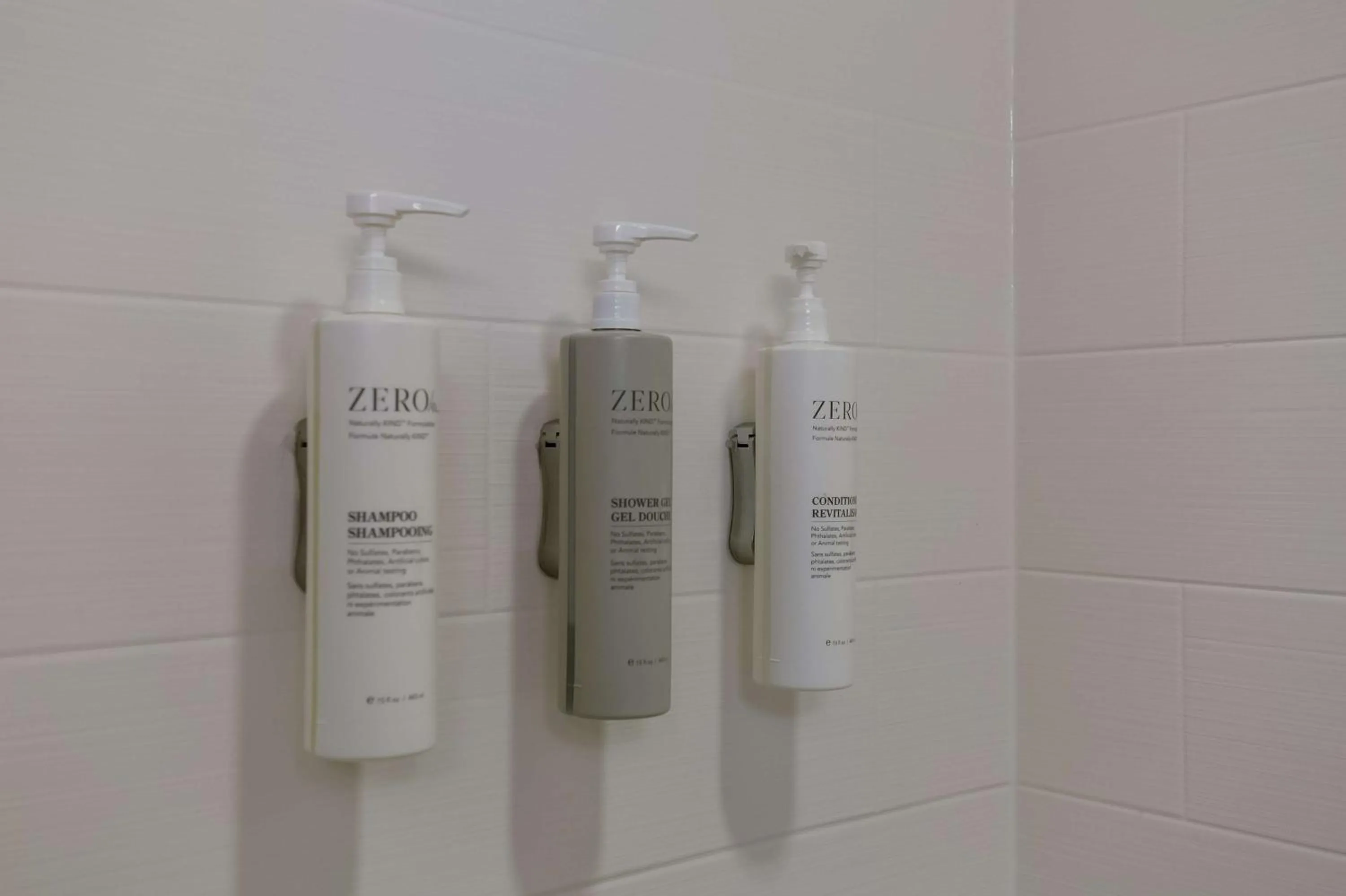 Bathroom in Hampton Inn & Suites Wilmington Christiana