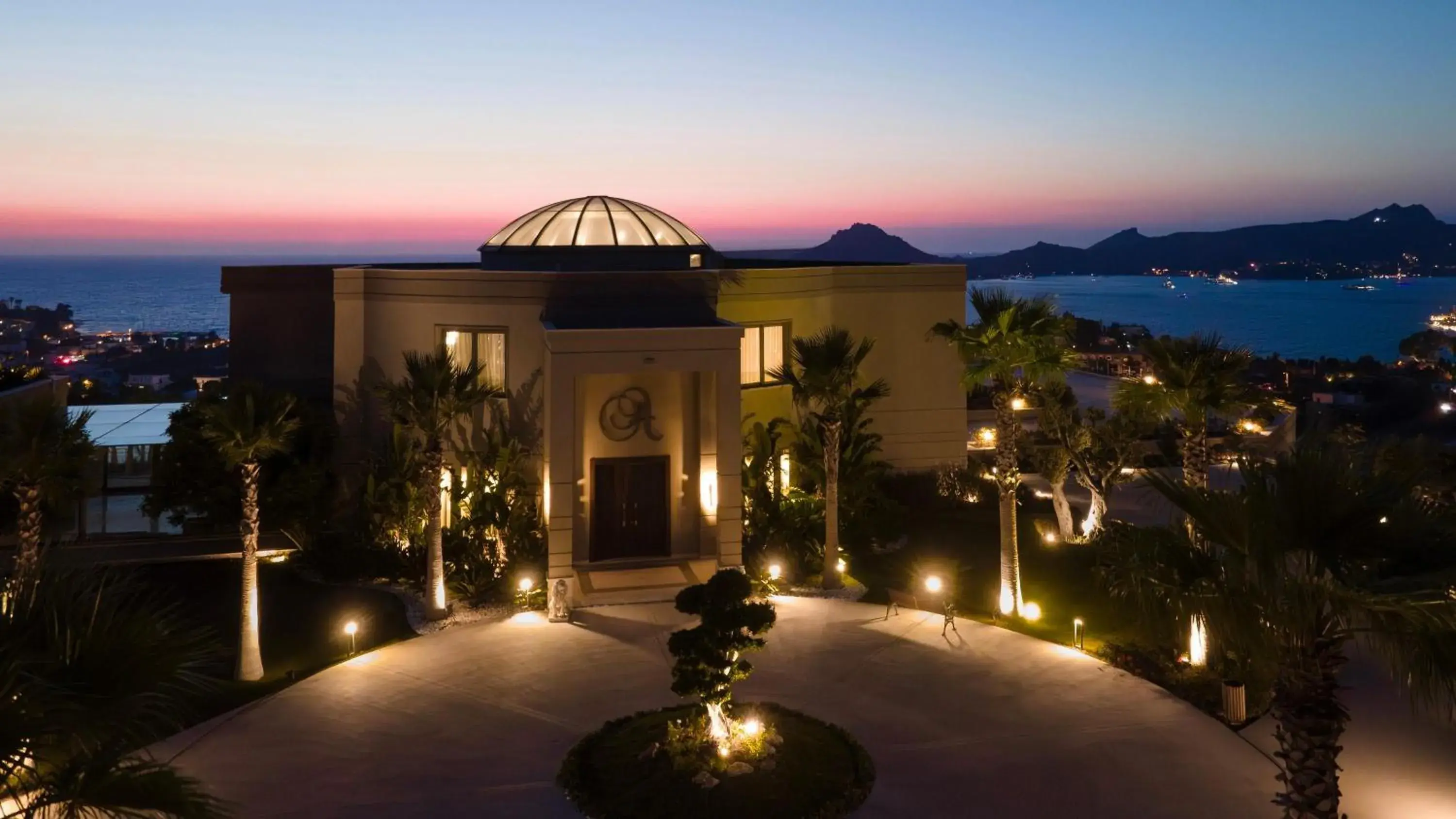 Property building in Ailla Yalıkavak Property building in Ailla Yalıkavak