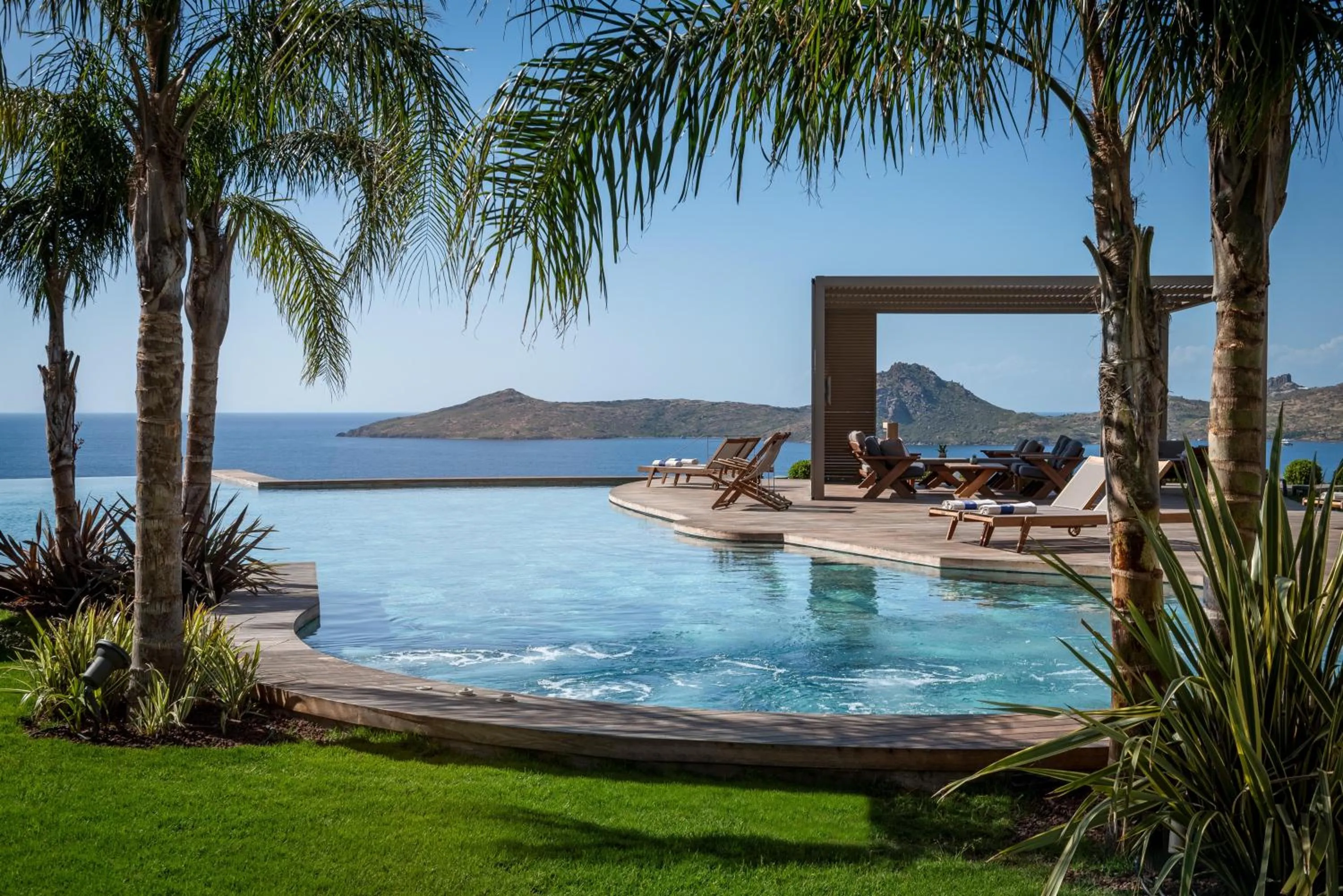 Swimming pool in Ailla Yalıkavak