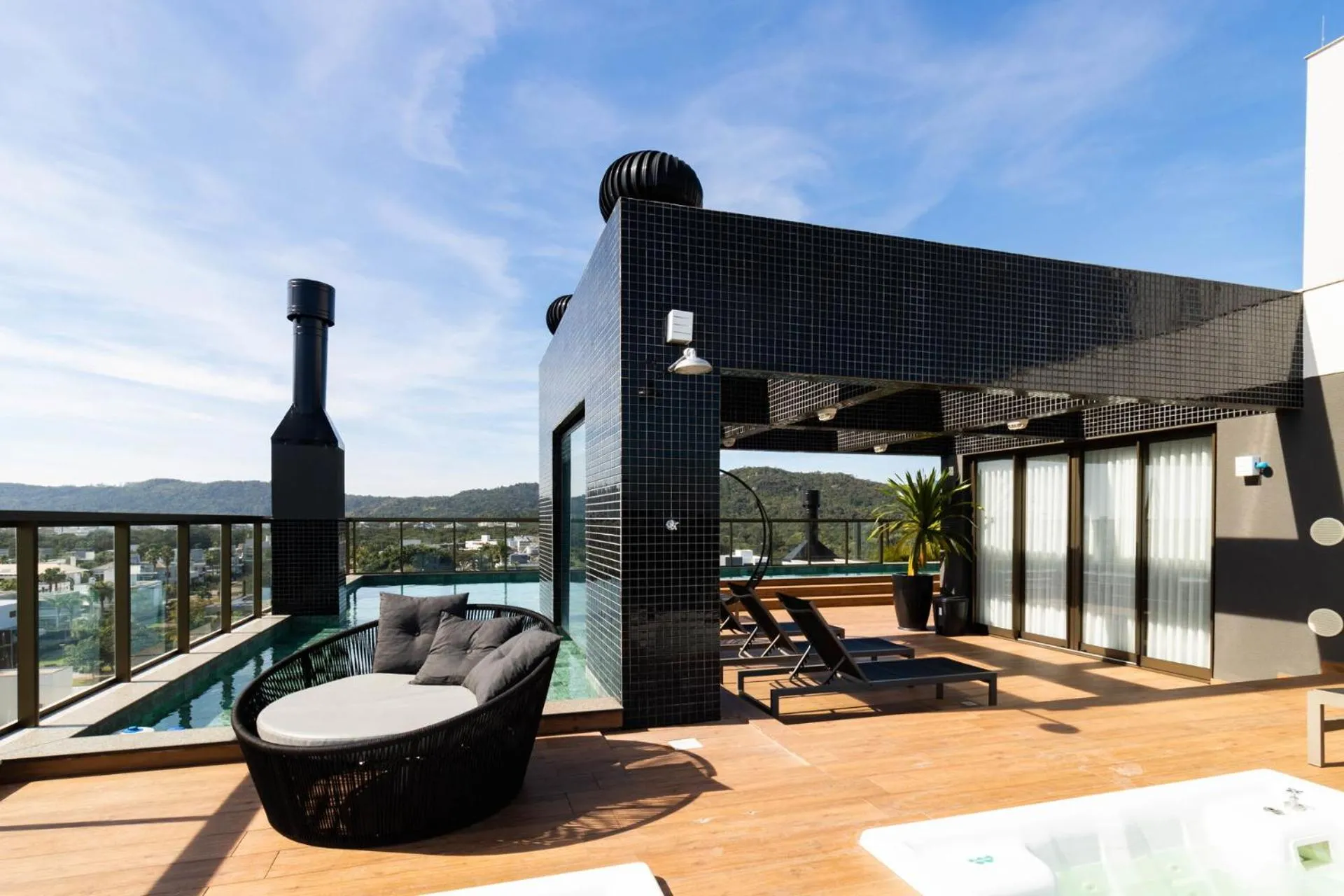 Icon Home Design: Elegância em Jurerê WK3088