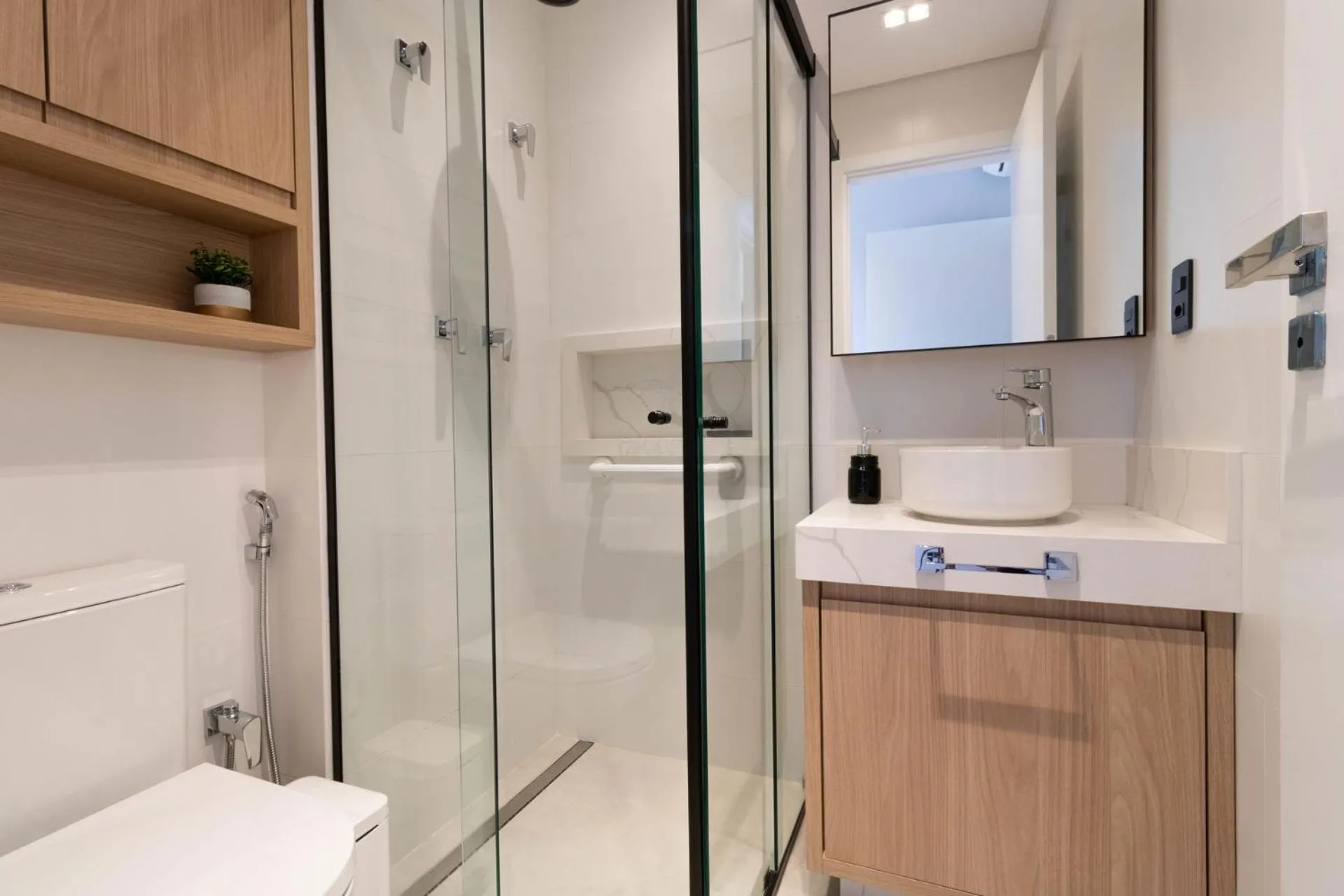 Icon Home Design: Elegância em Jurerê WK3088