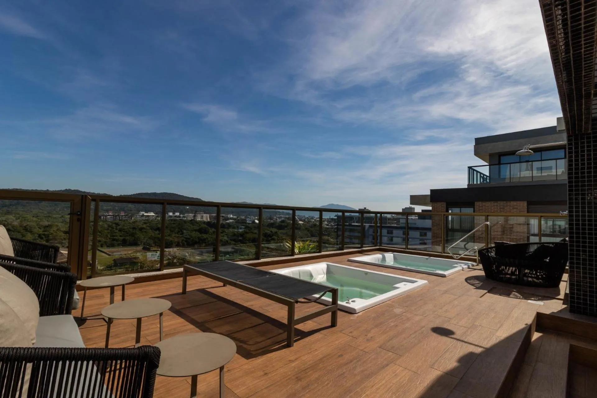 Icon Home Design: Elegância em Jurerê WK3088
