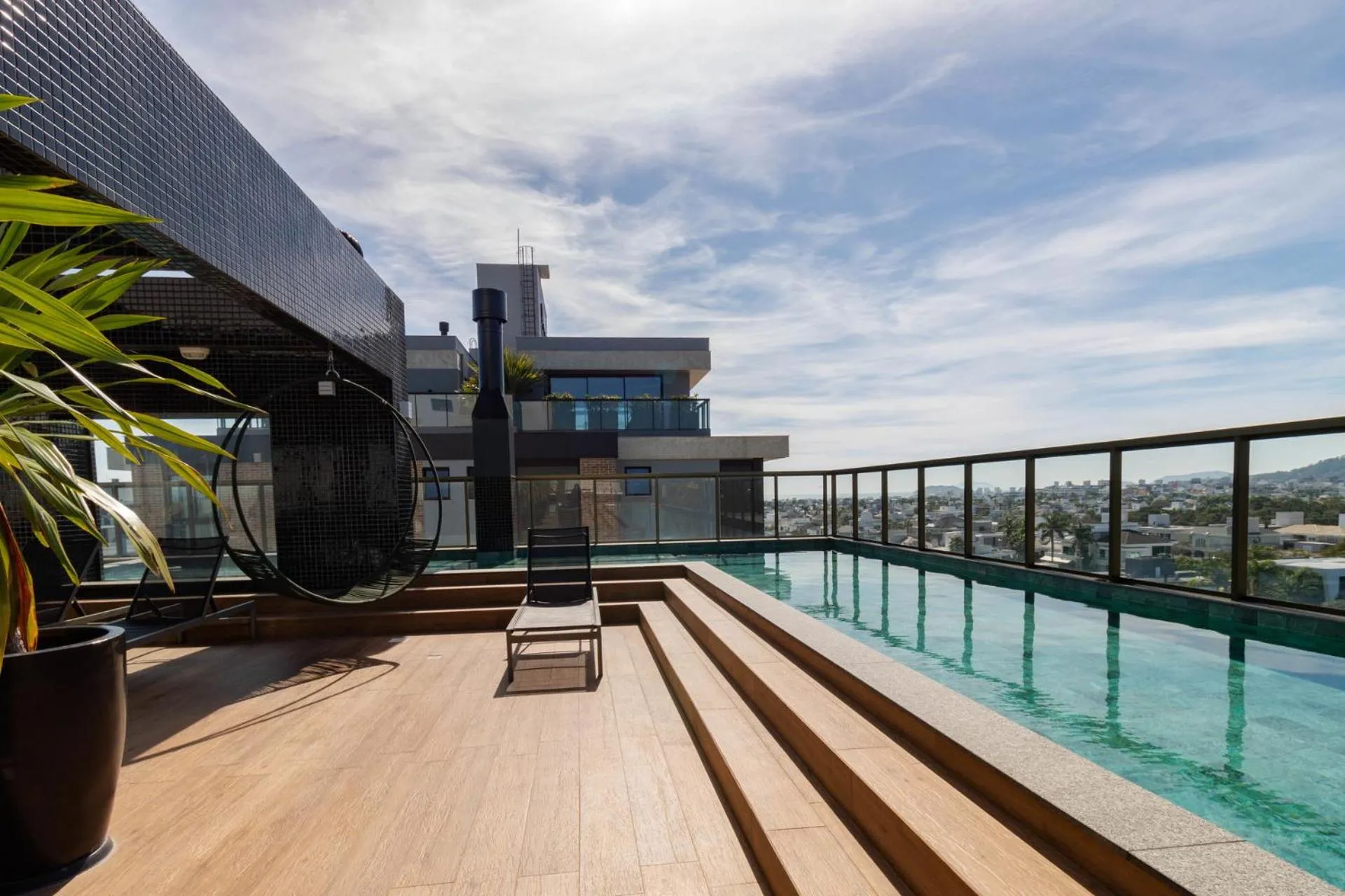 Icon Home Design: Elegância em Jurerê WK3088