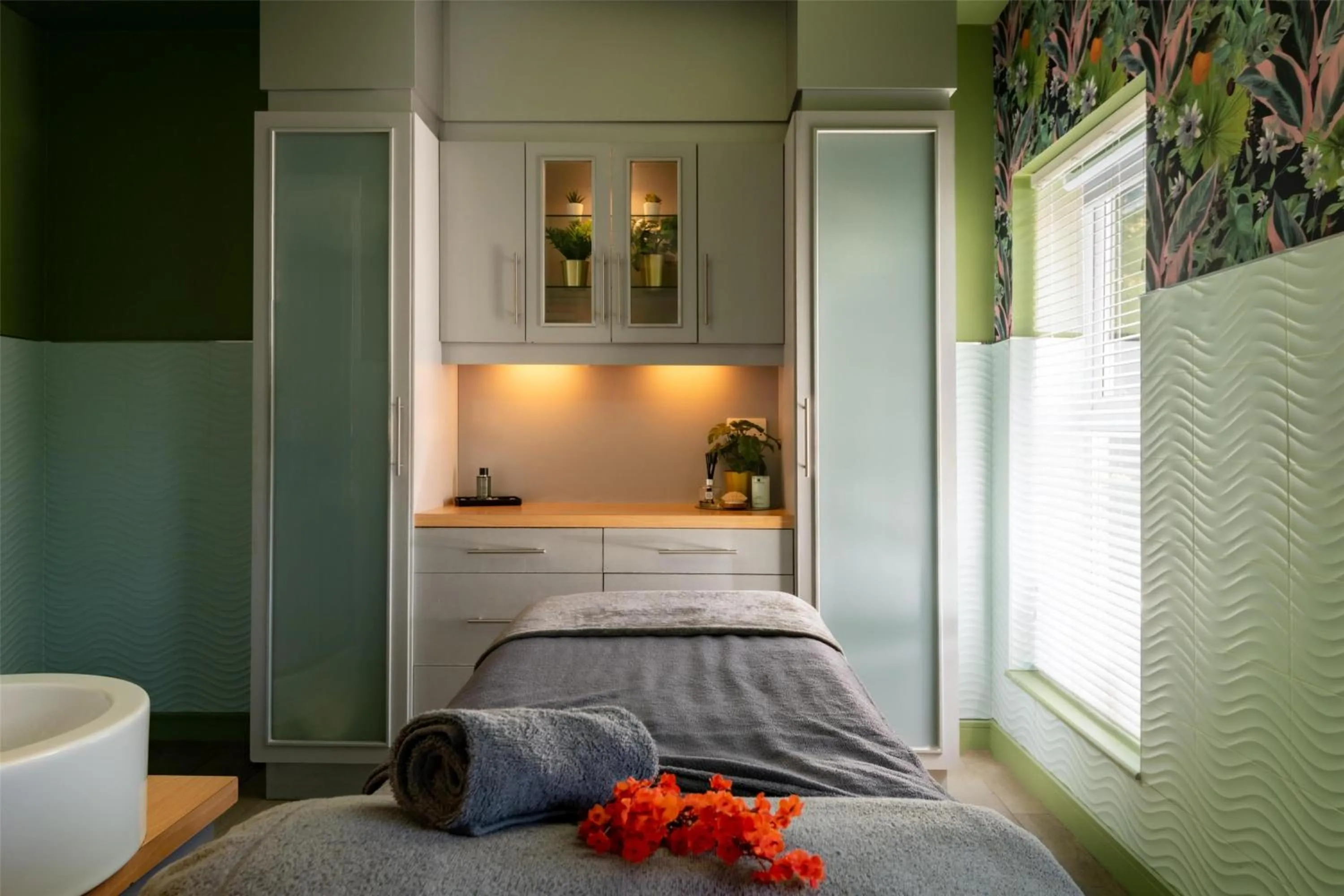 Spa and wellness centre/facilities, Bed in Moor Hall Hotel & Spa