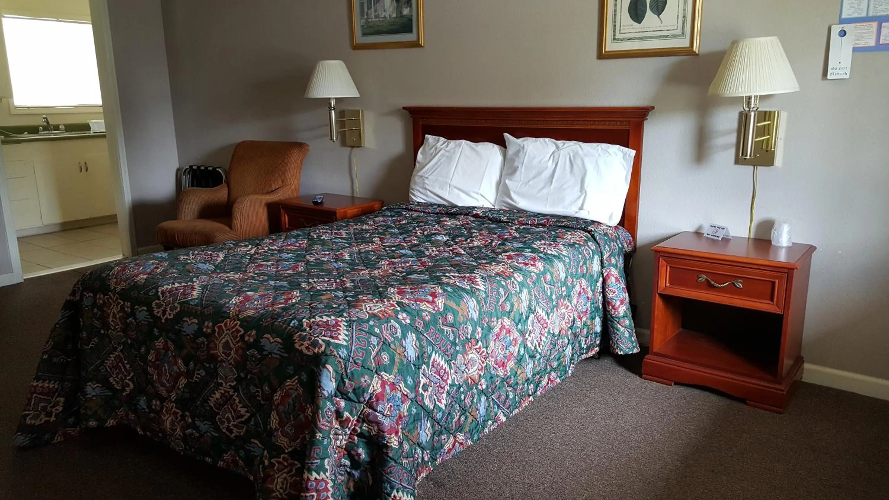 Bed in Pacific Motel