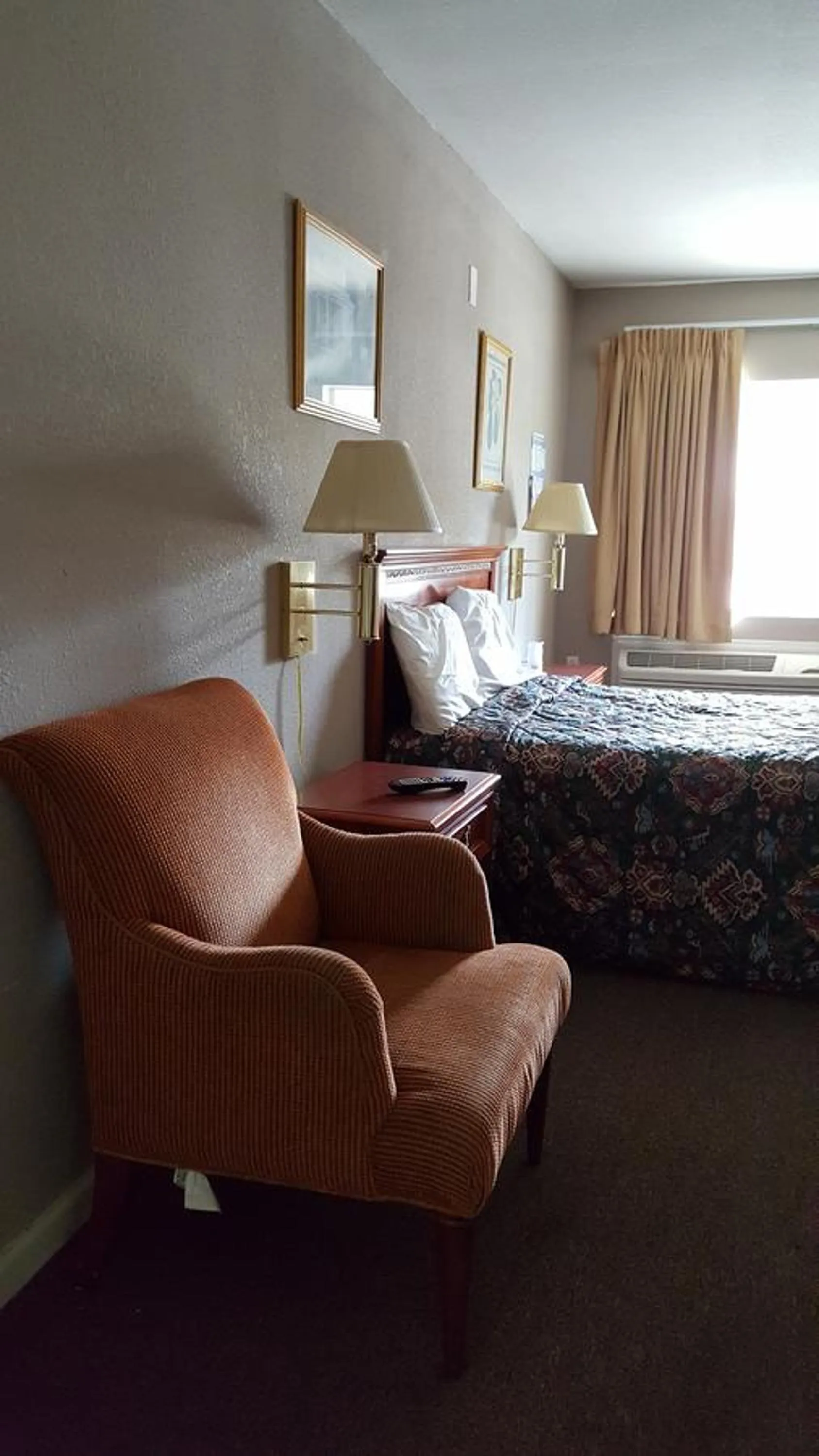 Bed in Pacific Motel