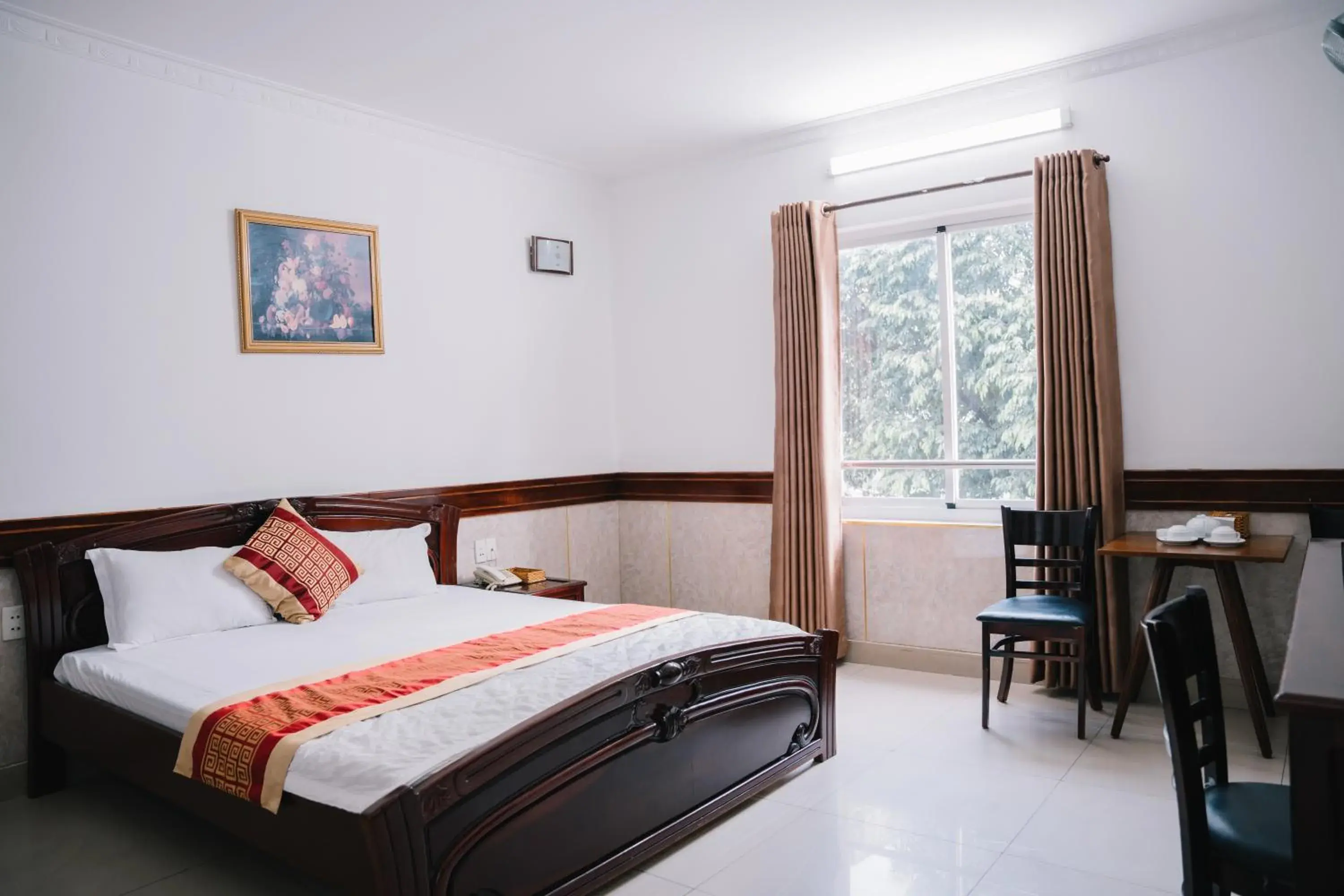 Bedroom, Bed in HUNG HUONG HOTEL Bedroom, Bed in HUNG HUONG HOTEL