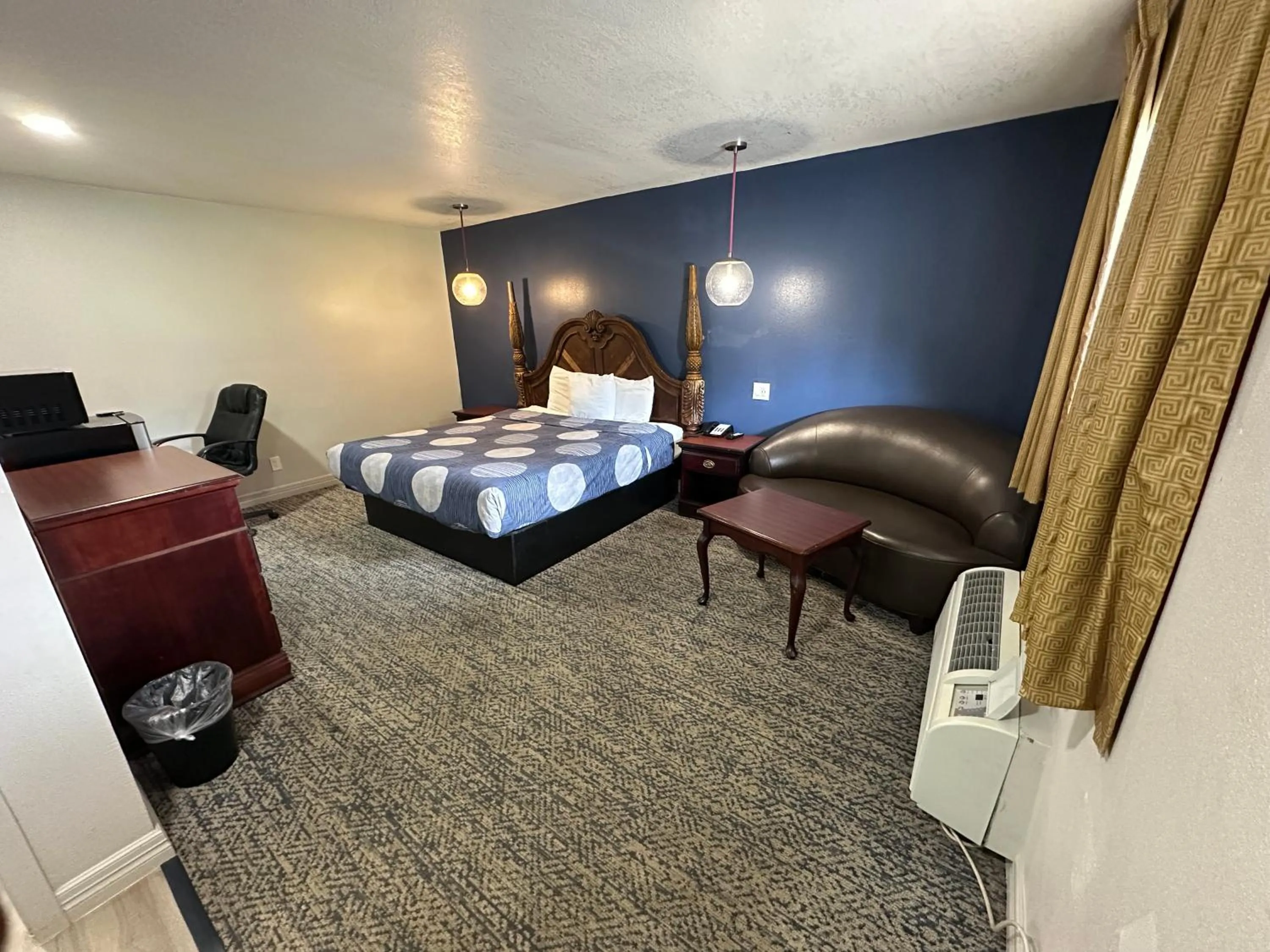 Summit Inn - Dayton