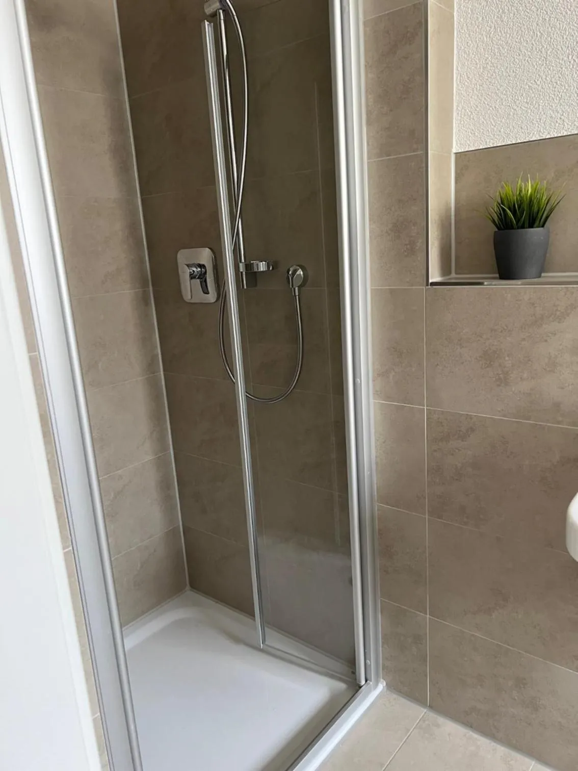 Bathroom in New Age Boardinghaus Bad Wimpfen