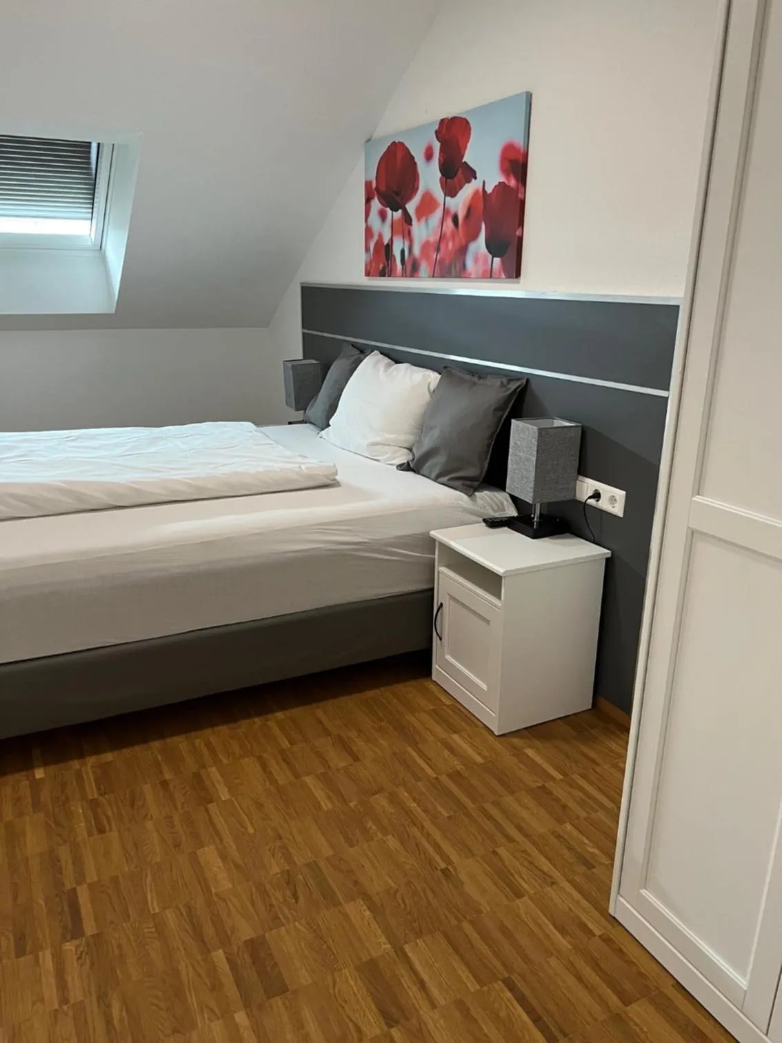 Bedroom, Bed in New Age Boardinghaus Bad Wimpfen