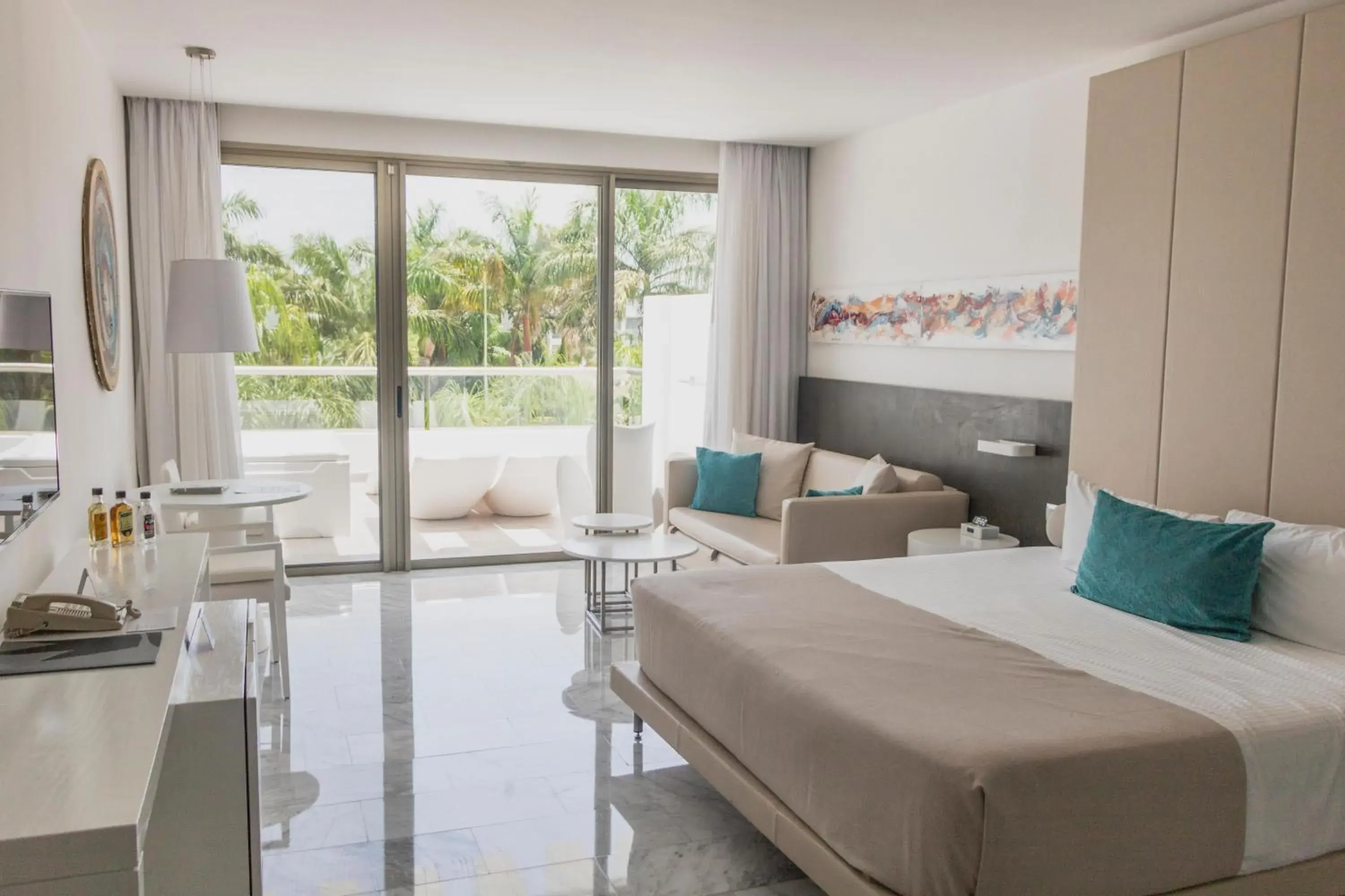 Photo of the whole room in Platinum Yucatan Princess Adults Only - All Inclusive Photo of the whole room in Platinum Yucatan Princess Adults Only - All Inclusive