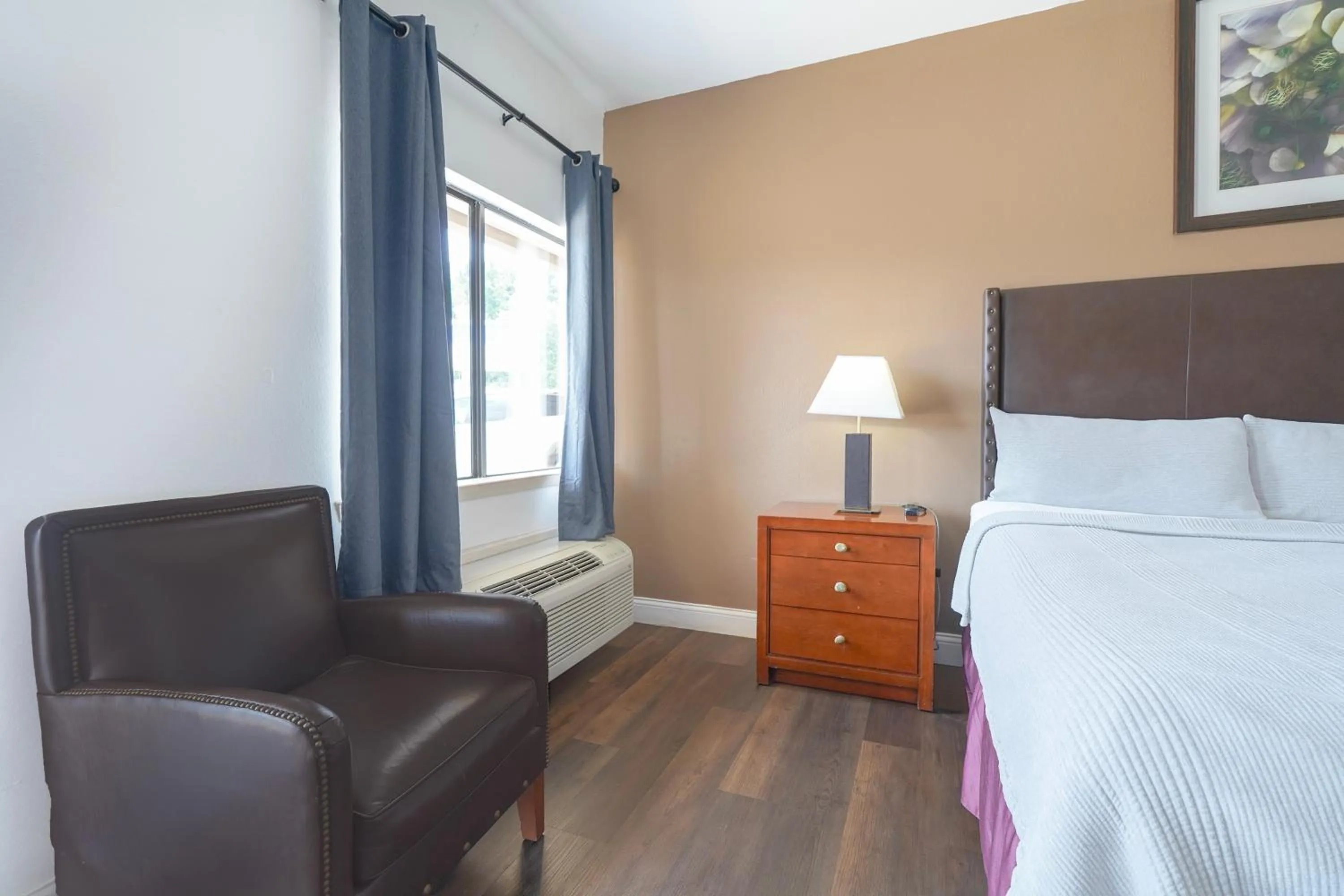 Bedroom, Bed in Budget inn by Oyo San Augustine