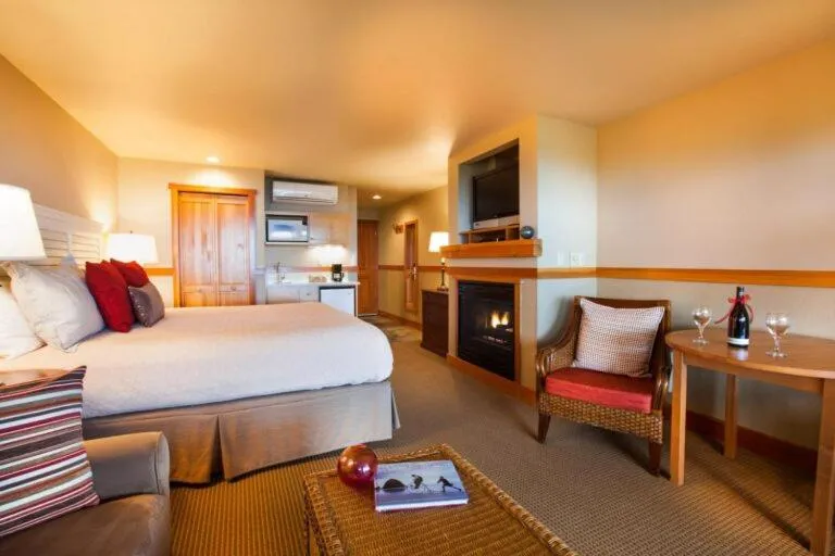 Bed in The Ocean Lodge