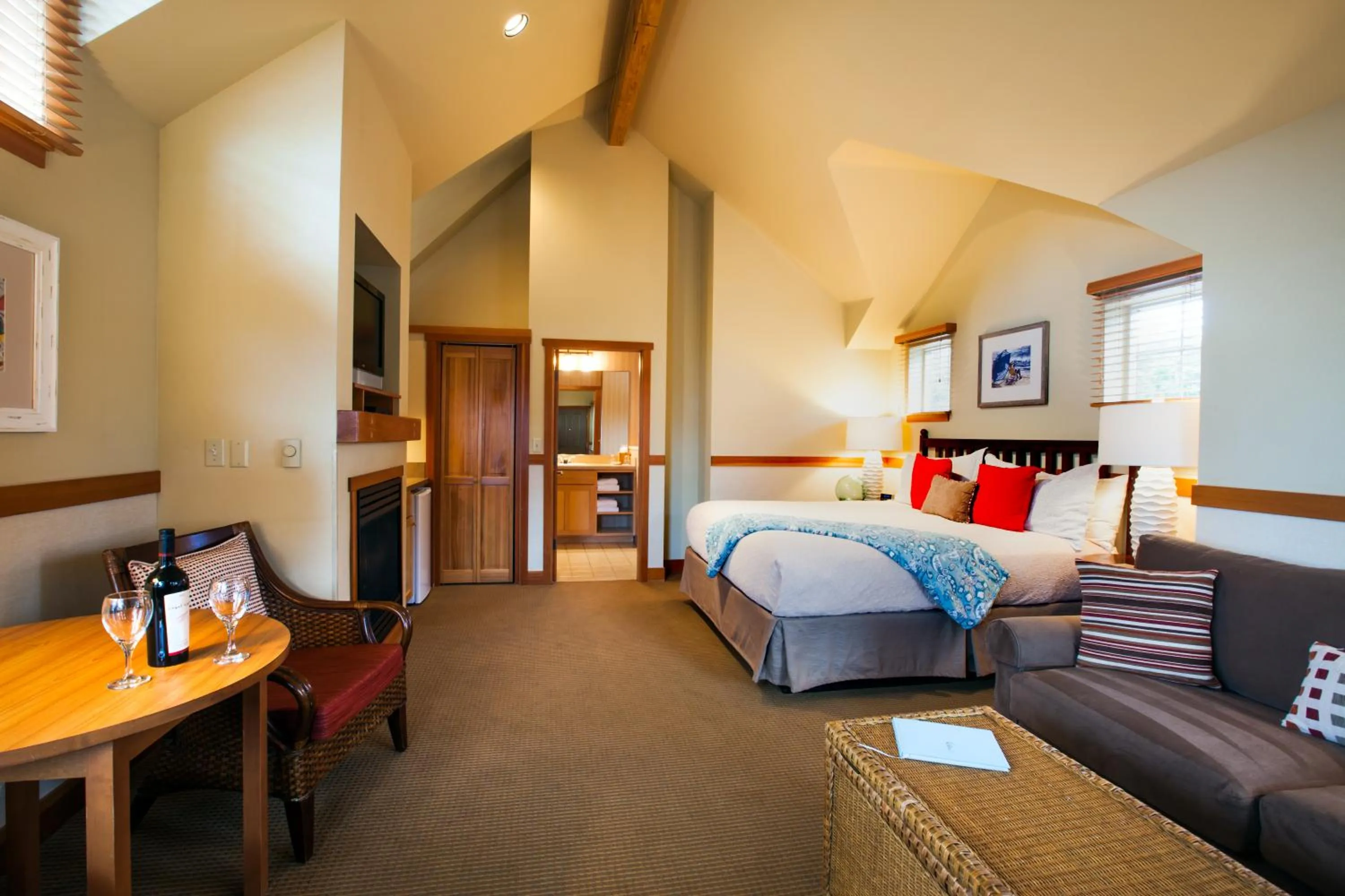 Bed in The Ocean Lodge