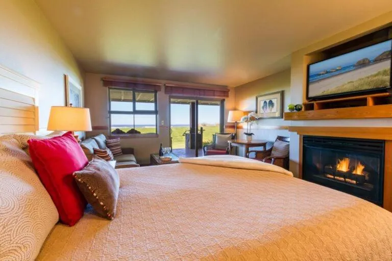 Bed in The Ocean Lodge