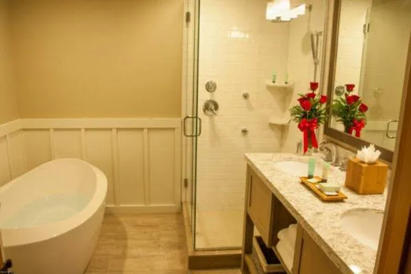 Shower in The Ocean Lodge