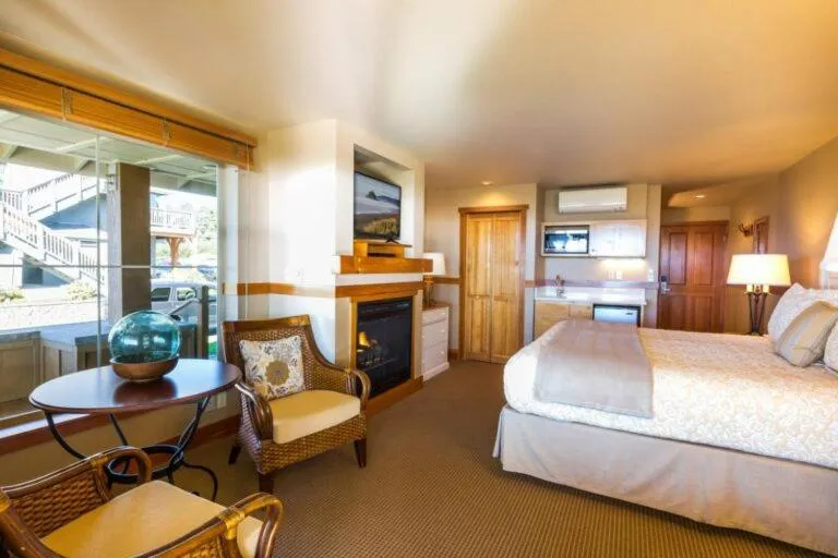 Bed in The Ocean Lodge