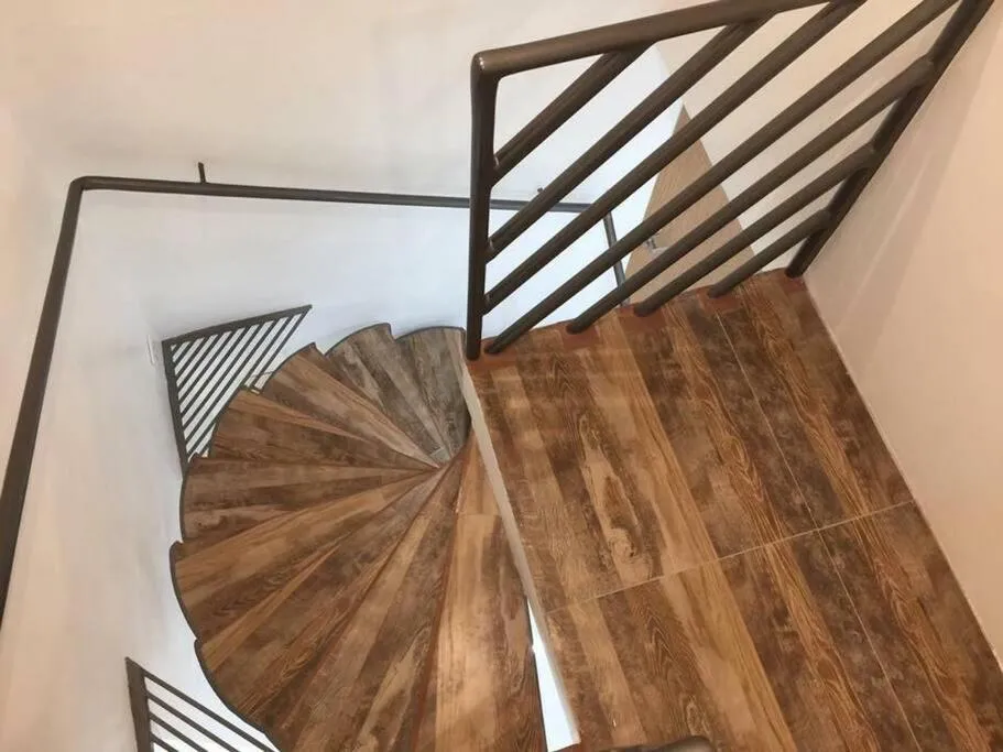 Renovated 2br 2tb Wifi/Netflix very near Mall QC