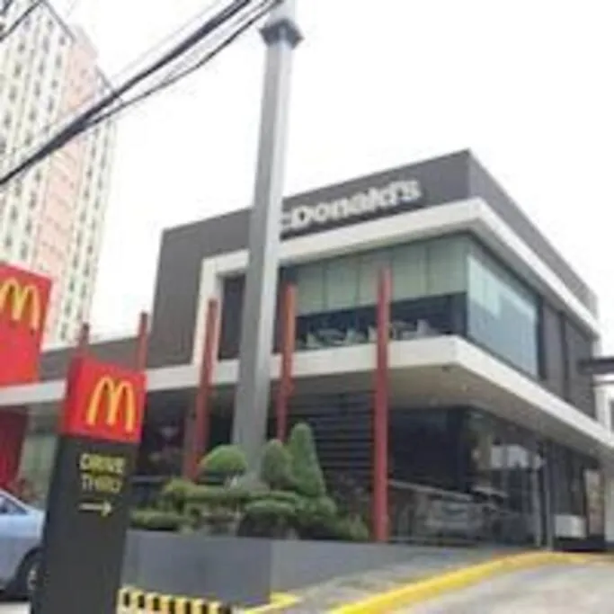 Renovated 2br 2tb Wifi/Netflix very near Mall QC