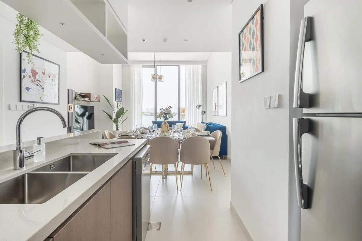 Kitchen or kitchenette in Frank Porter - The Grand