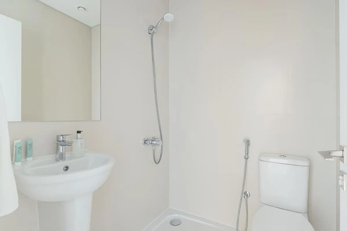 Bathroom in Frank Porter - The Grand