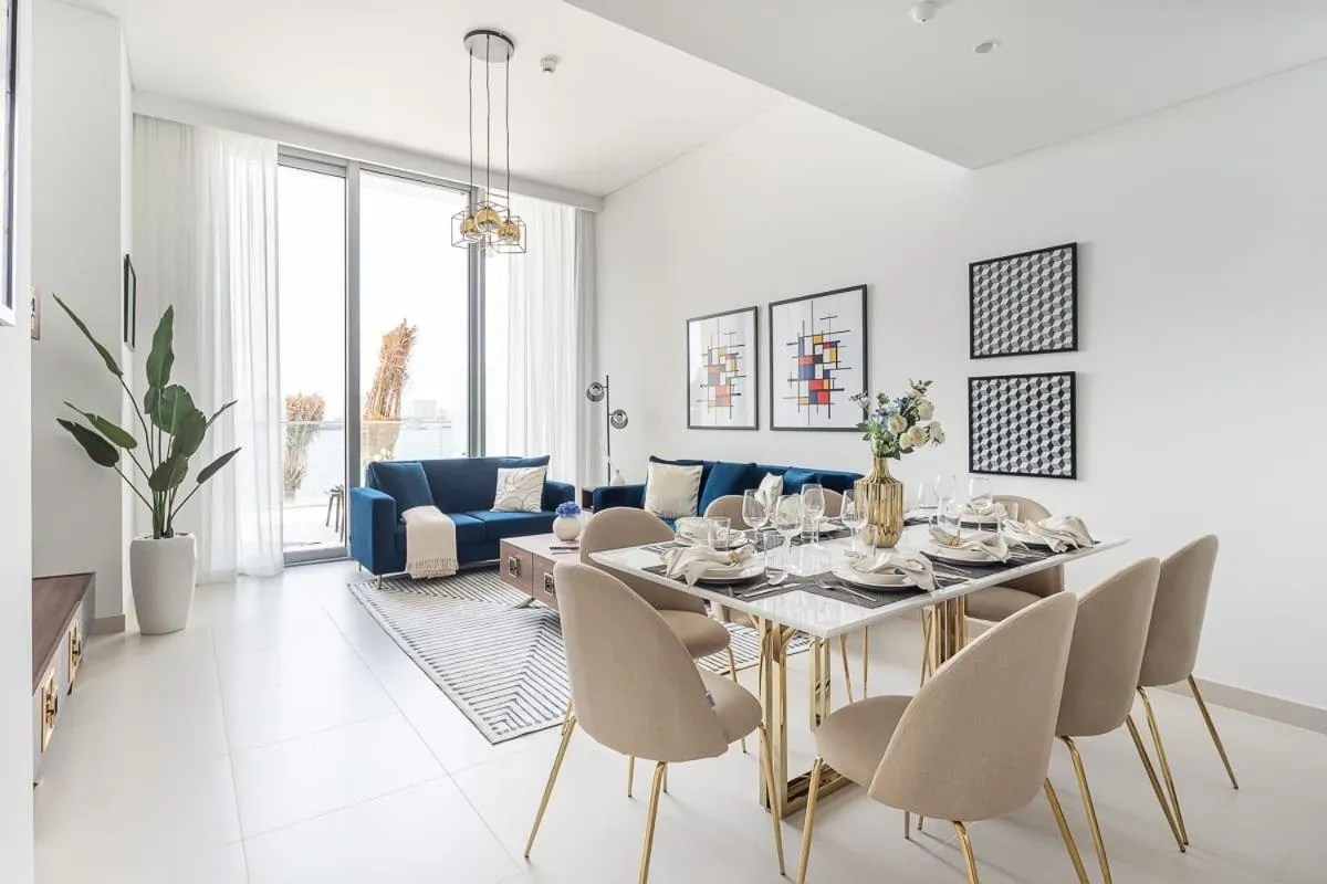 Dining area in Frank Porter - The Grand