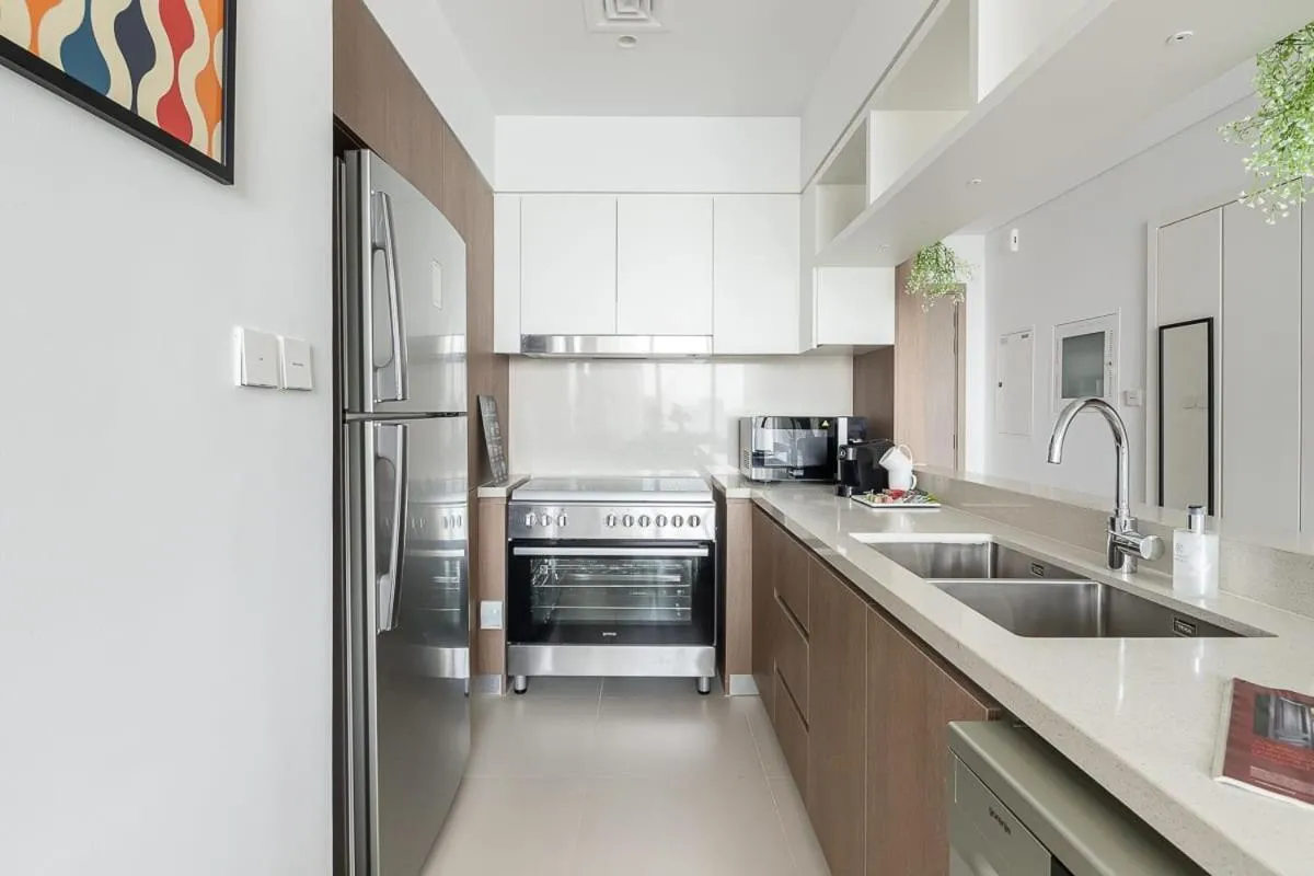 Kitchen or kitchenette in Frank Porter - The Grand